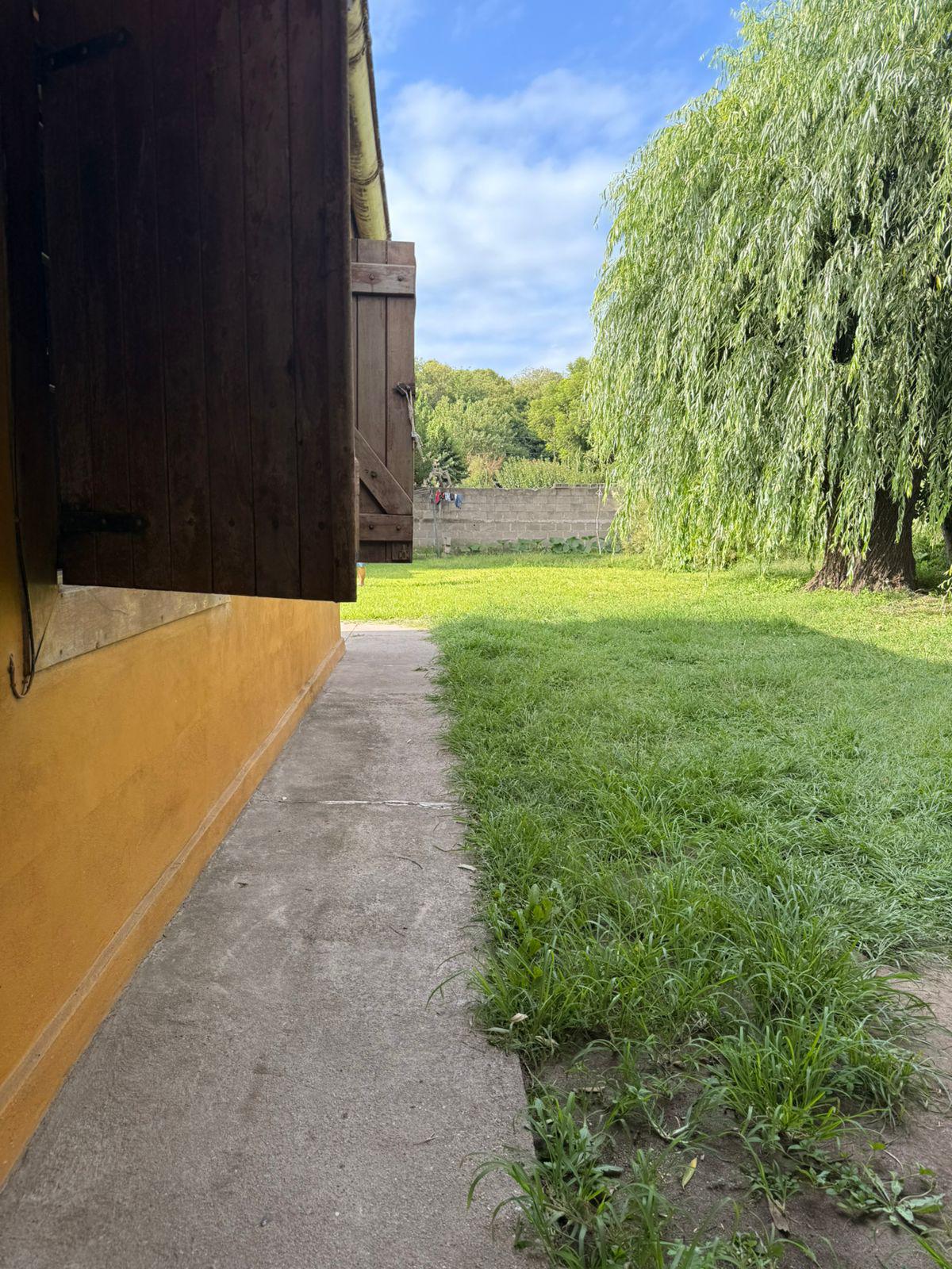 CASA EN VENTA DOS DORMITORIOS 600 M2, EN RIO CEBALLOS