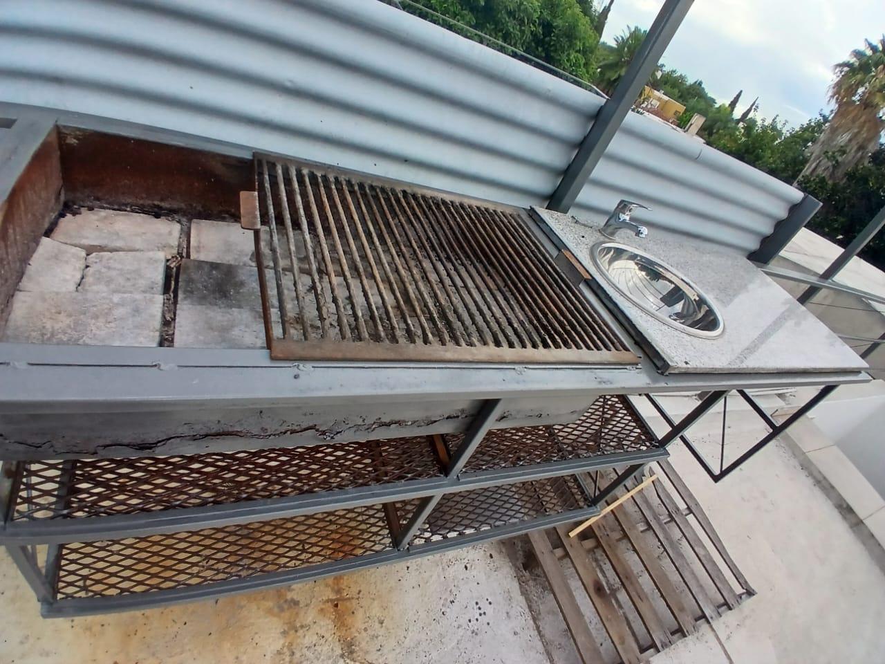 SUPER OPORTUNIDAD!!  ALQUILO DUPLEX 2 DORMITORIOS GARAGE-PATIO-TERRAZA