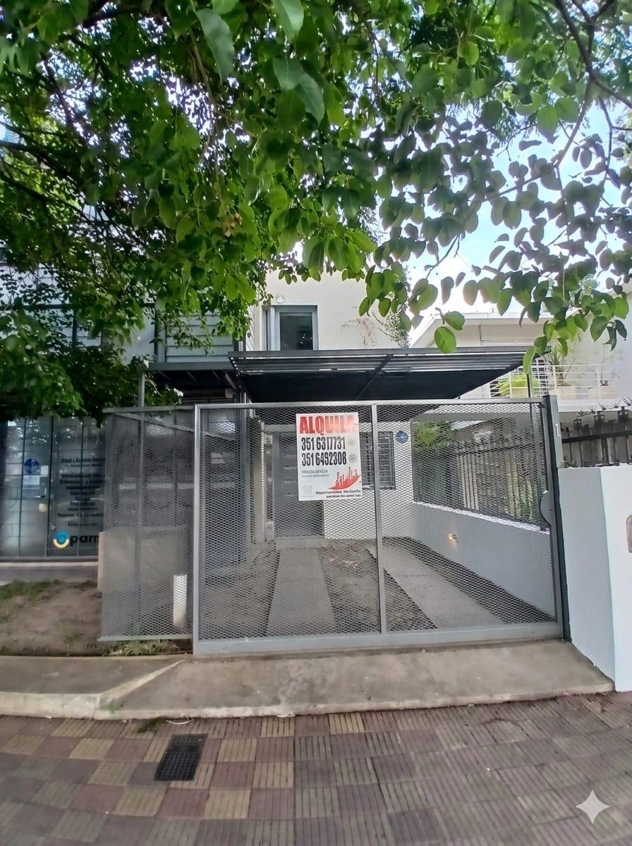 SUPER OPORTUNIDAD!!  ALQUILO DUPLEX 2 DORMITORIOS GARAGE-PATIO-TERRAZA