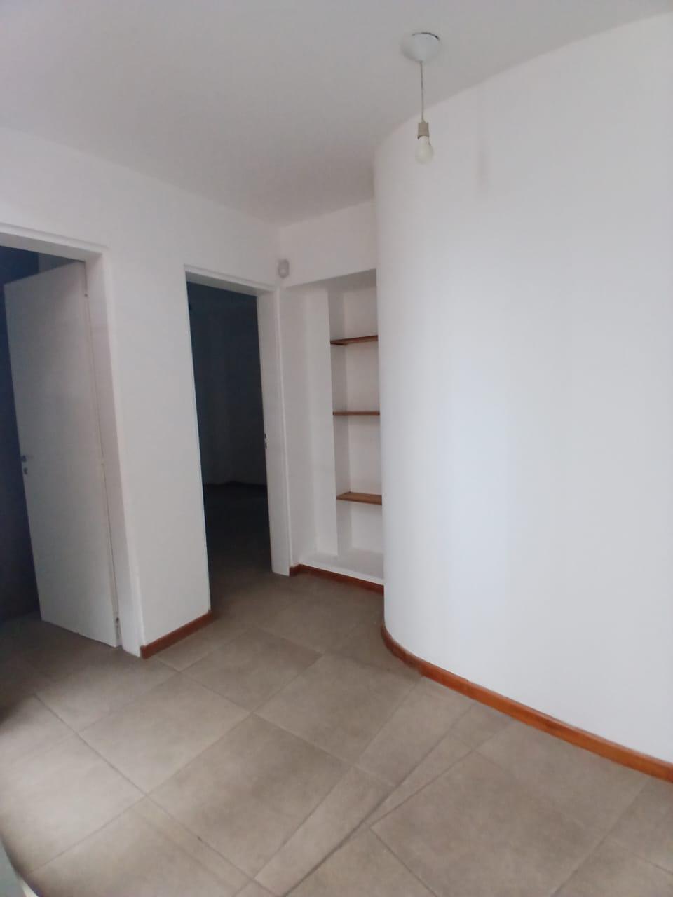 SUPER OPORTUNIDAD!!  ALQUILO DUPLEX 2 DORMITORIOS GARAGE-PATIO-TERRAZA