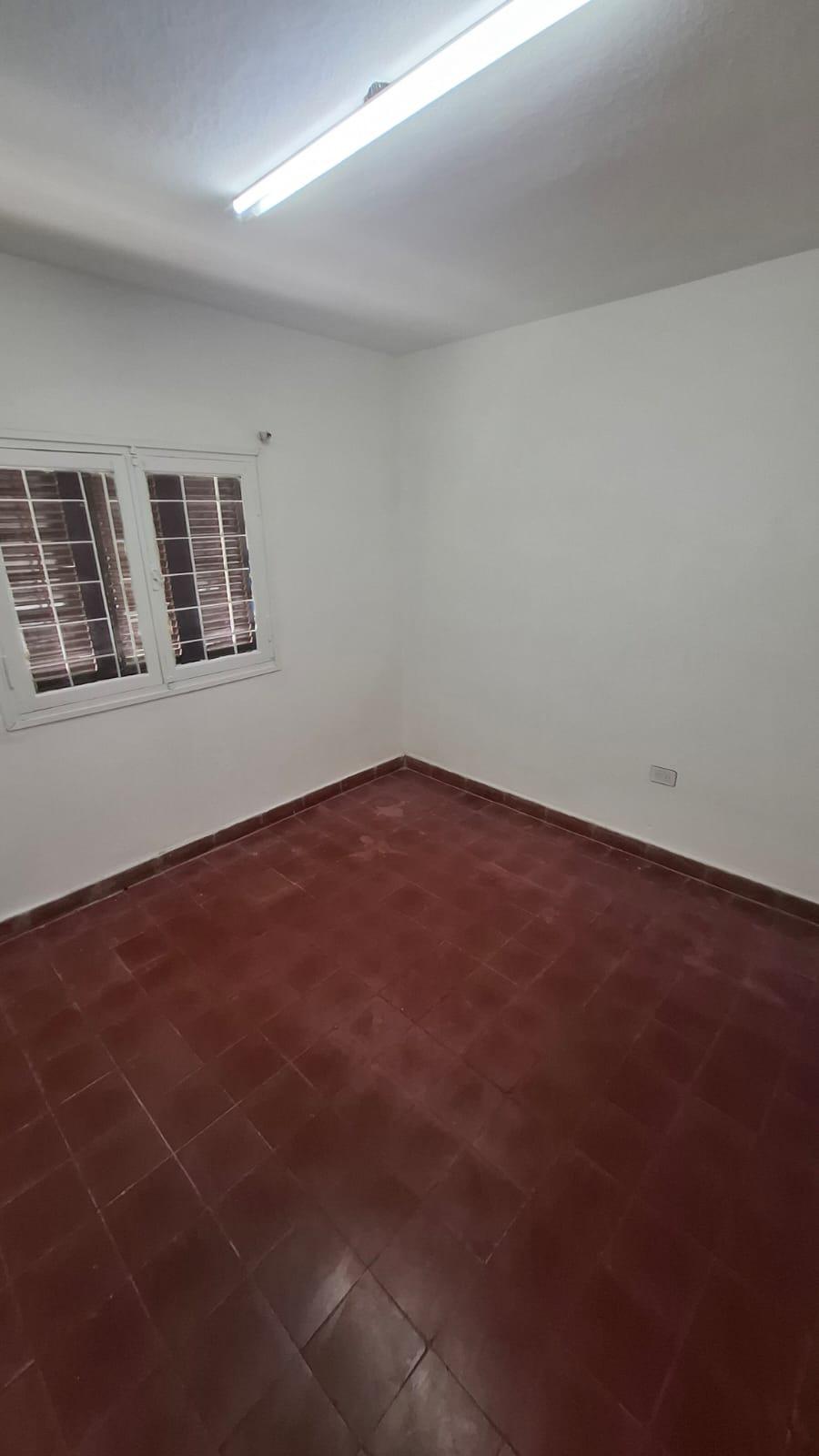 CASA  EN VENTA BARRIO LOS PARAISOS