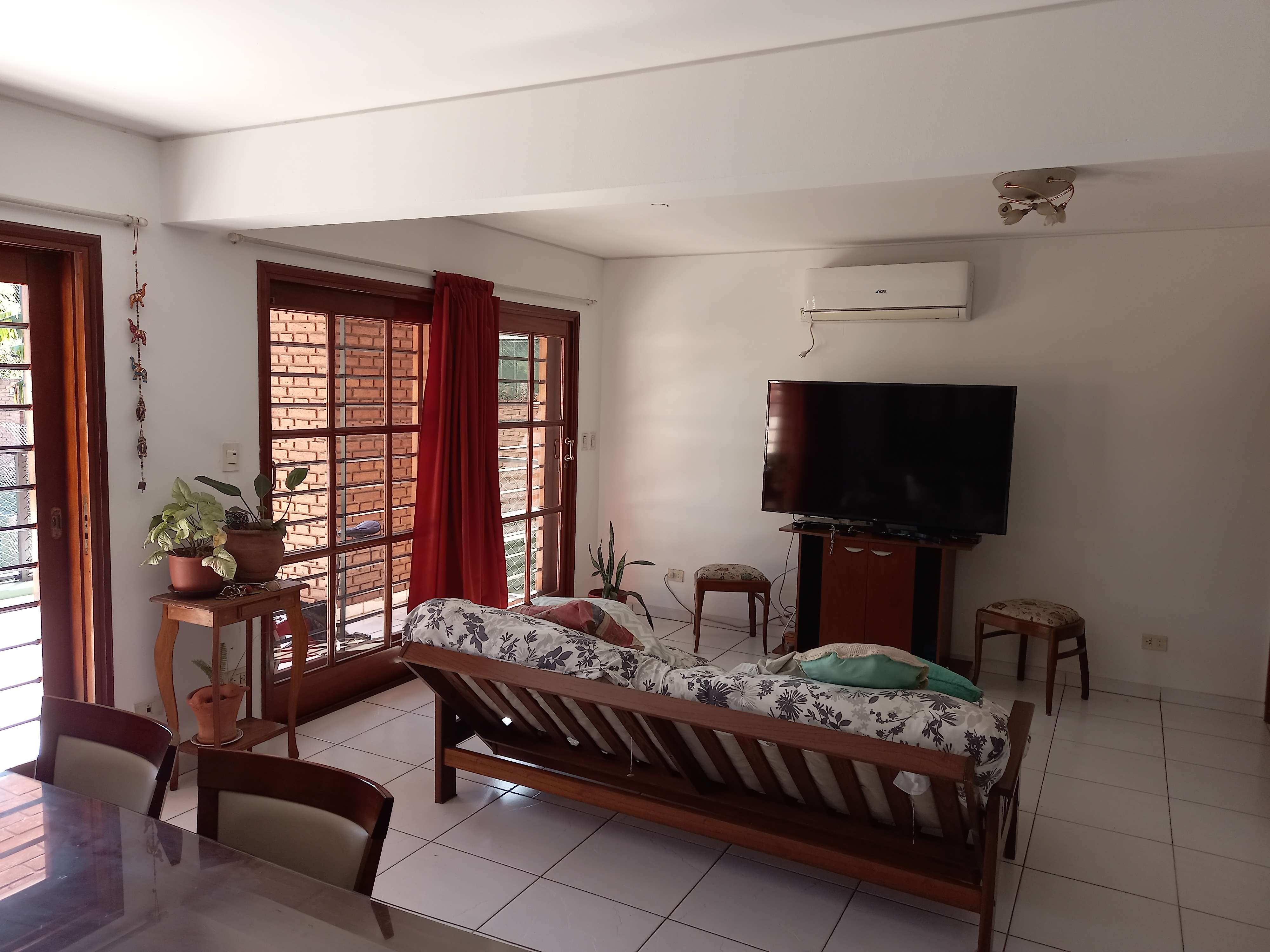 CASA EN VENTA BARRIO ALEJANDRO CENTENO