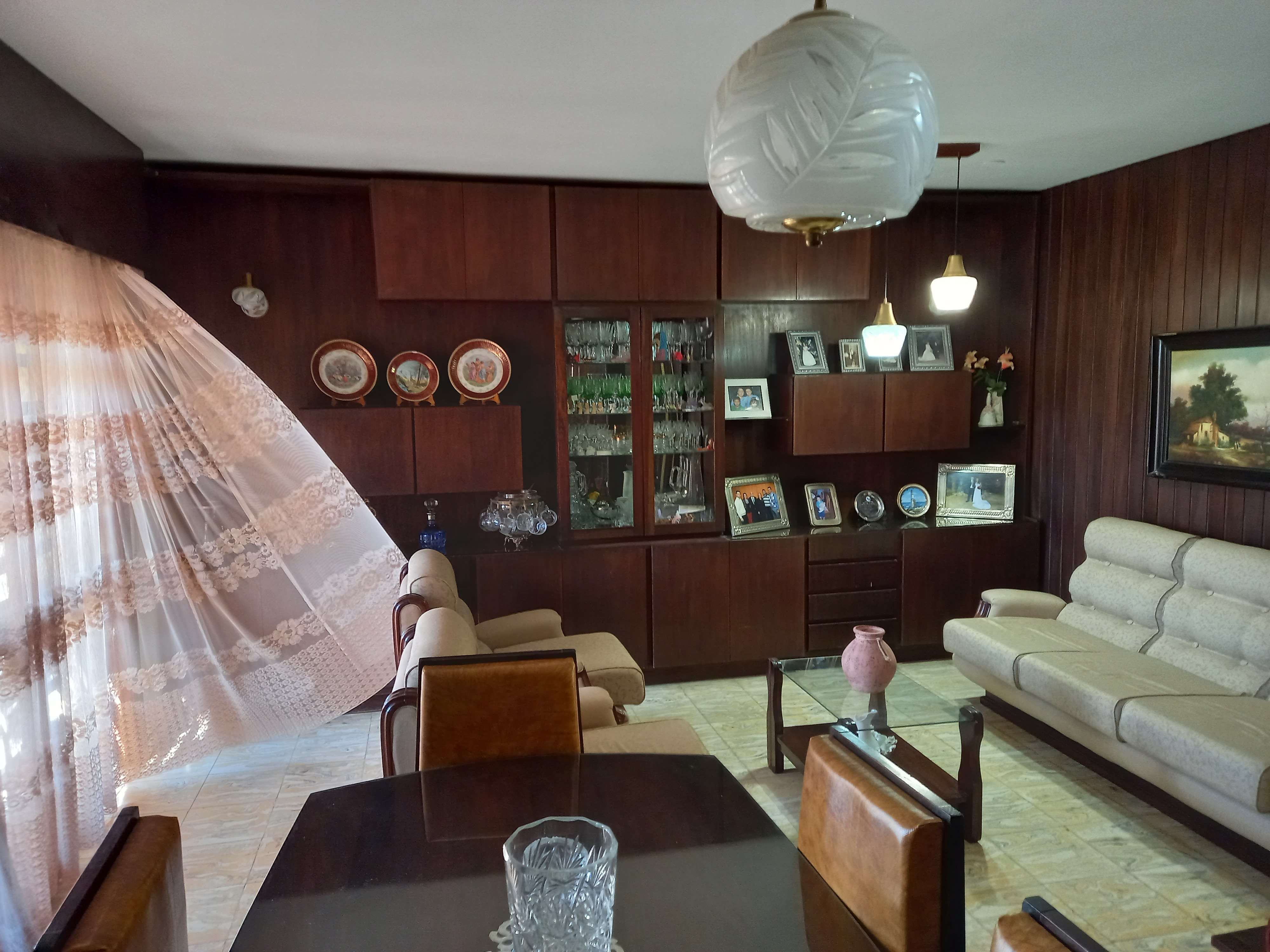 CASA EN VENTA SOBRE CAMINO A 60 CUADRAS