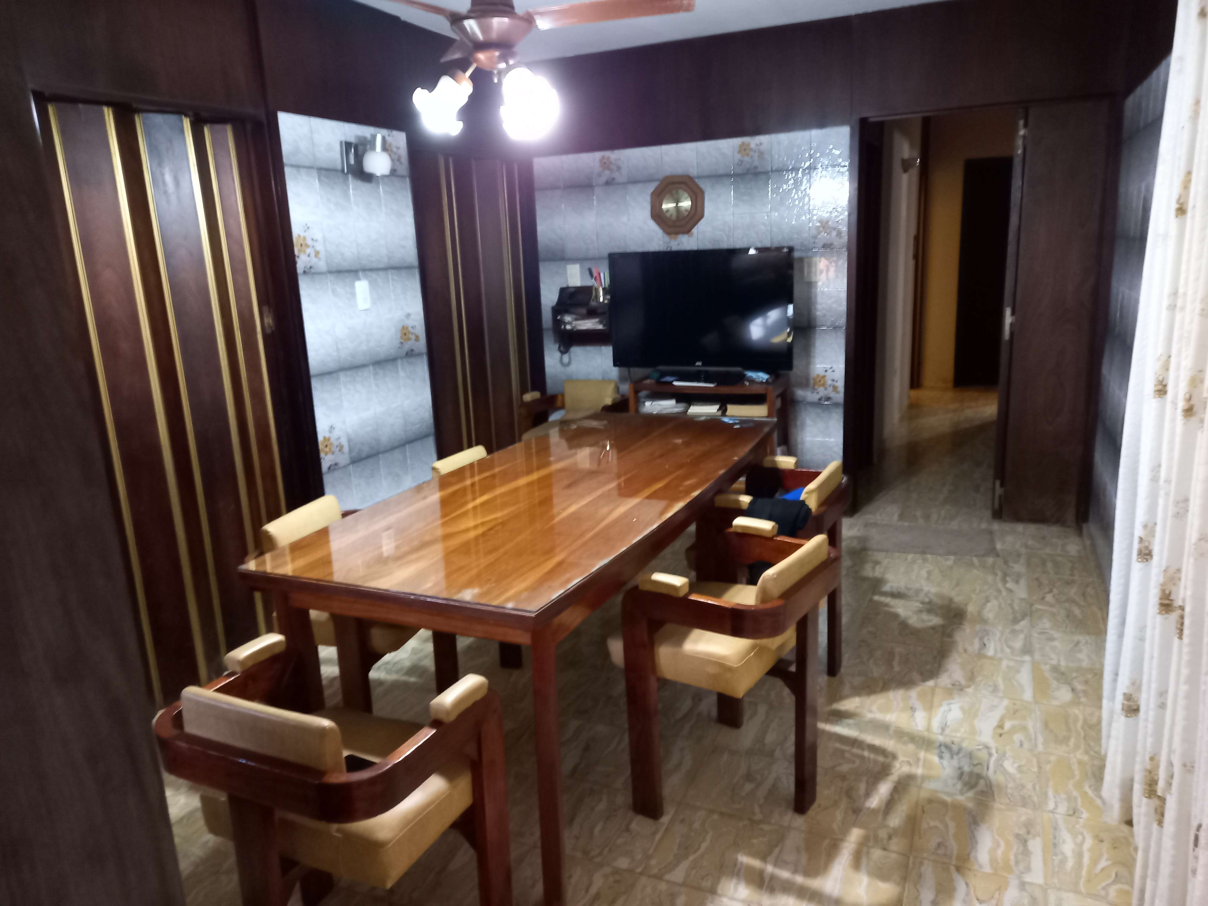 CASA EN VENTA SOBRE CAMINO A 60 CUADRAS