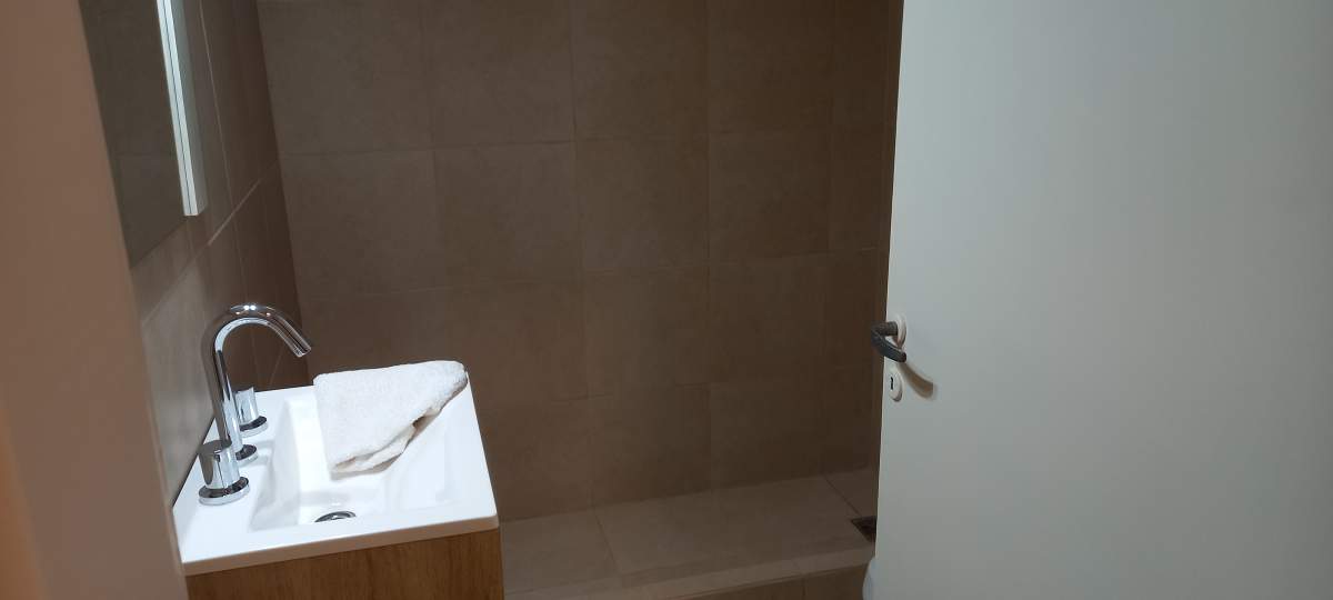 CASA EN ALQUILER BARRIO MARQUES DE SOBREMONTE - USO COMERCIAL DE OFICINAS