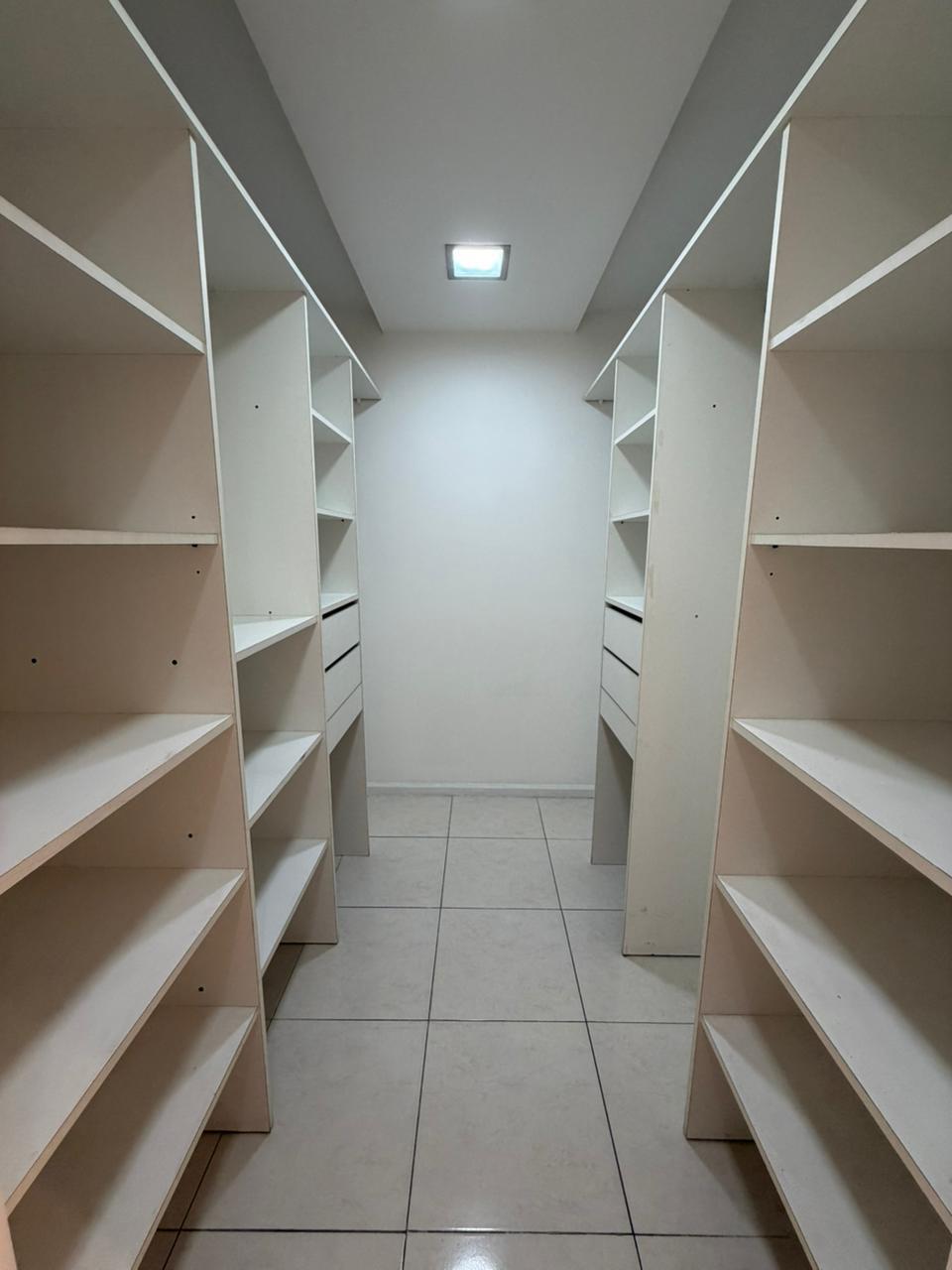 OPORTUNIDAD UNICA EN NUEVA CÓRDOBA DEPTO 3 DORM 2 COCHERAS EDIF CON AMENITIES