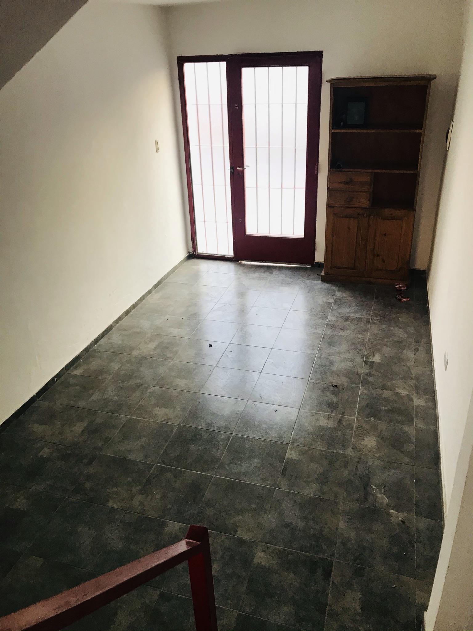 ALQUILER DEPARTAMENTO TIPO DUPLEX 2 DORMITORIOS EN BARRIO ROSEDAL