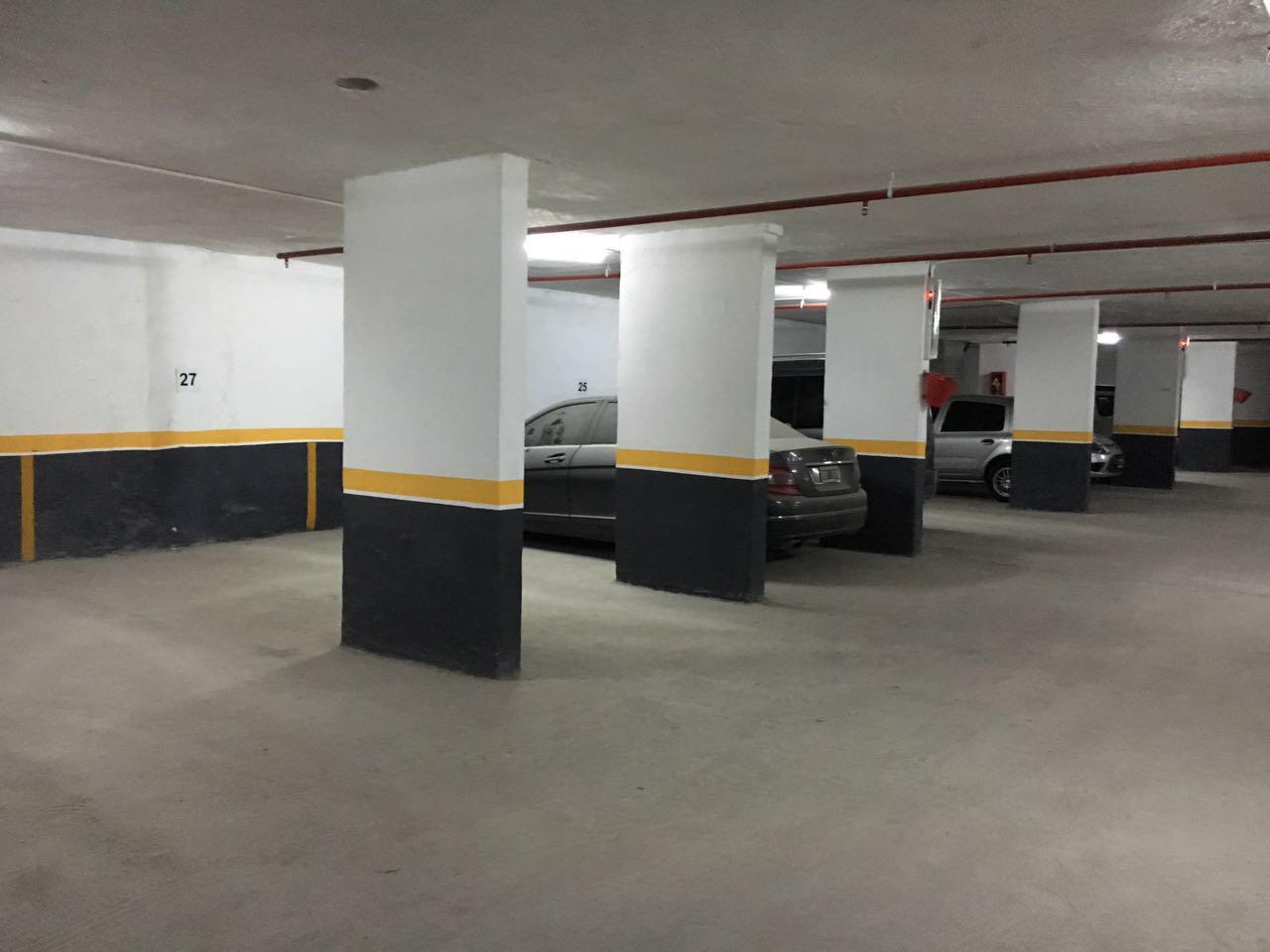 ALQUILER COCHERA EN BARRIO CENTRO