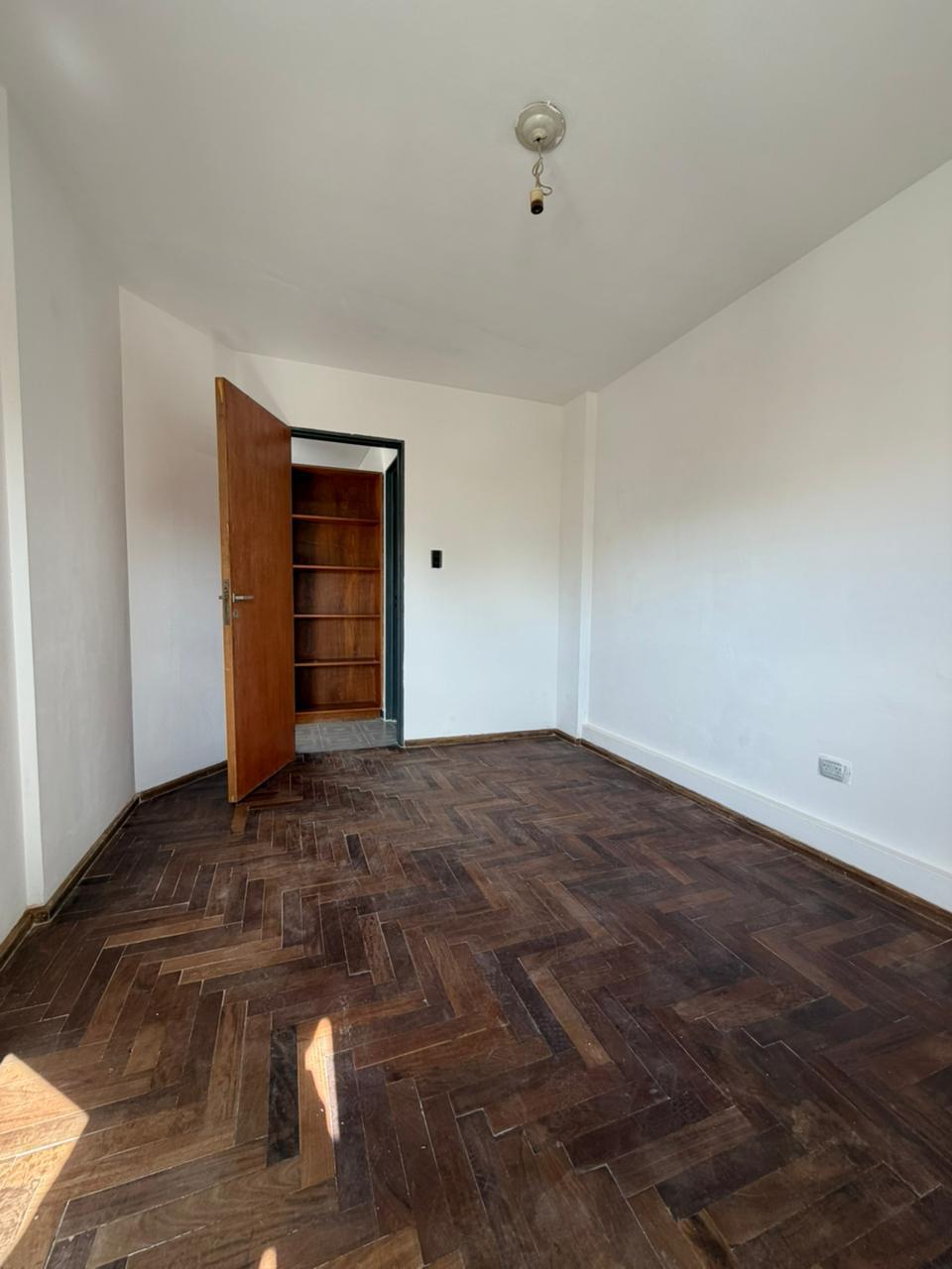 DEPTO UN DORM CON DOS BALCONES A MTS DE CASA DE GOBIERNO EXCELENTE OPORTUNIDAD