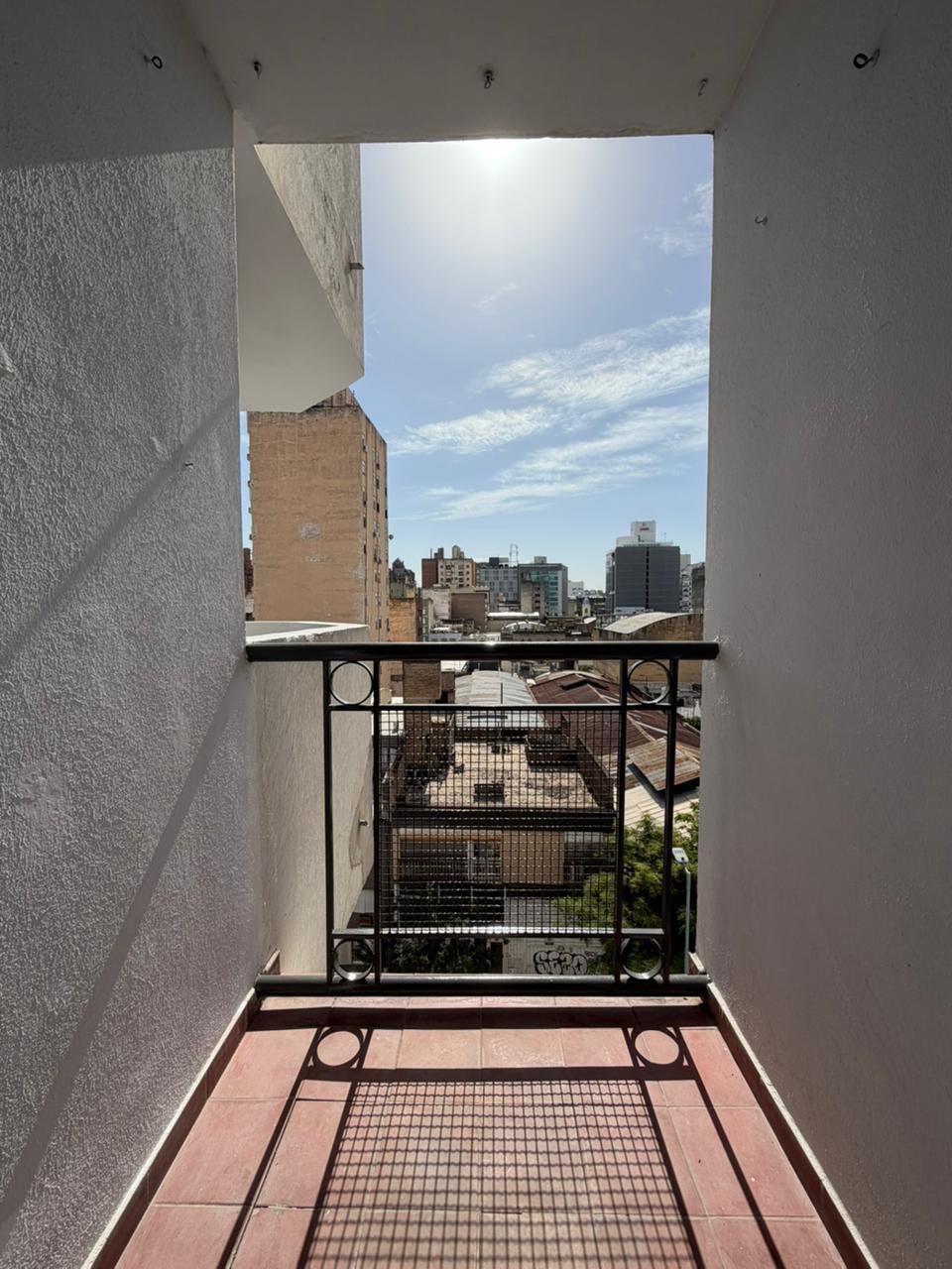 DEPTO UN DORM CON DOS BALCONES A MTS DE CASA DE GOBIERNO EXCELENTE OPORTUNIDAD