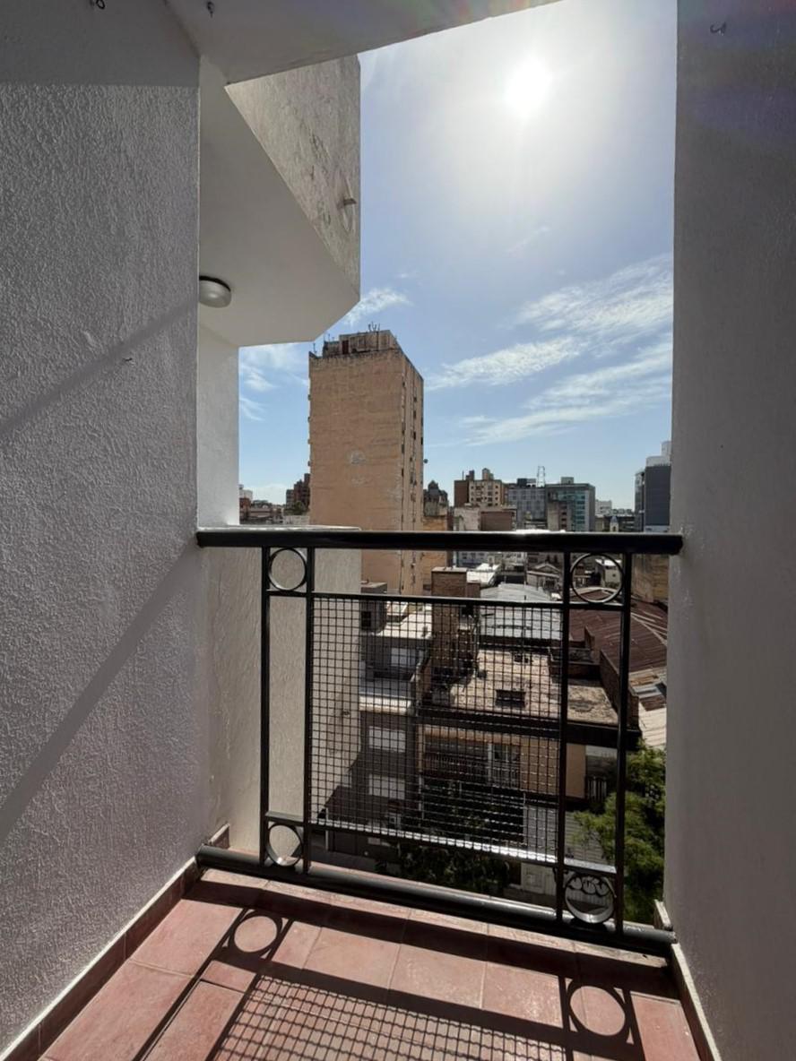 DEPTO UN DORM CON DOS BALCONES A MTS DE CASA DE GOBIERNO EXCELENTE OPORTUNIDAD