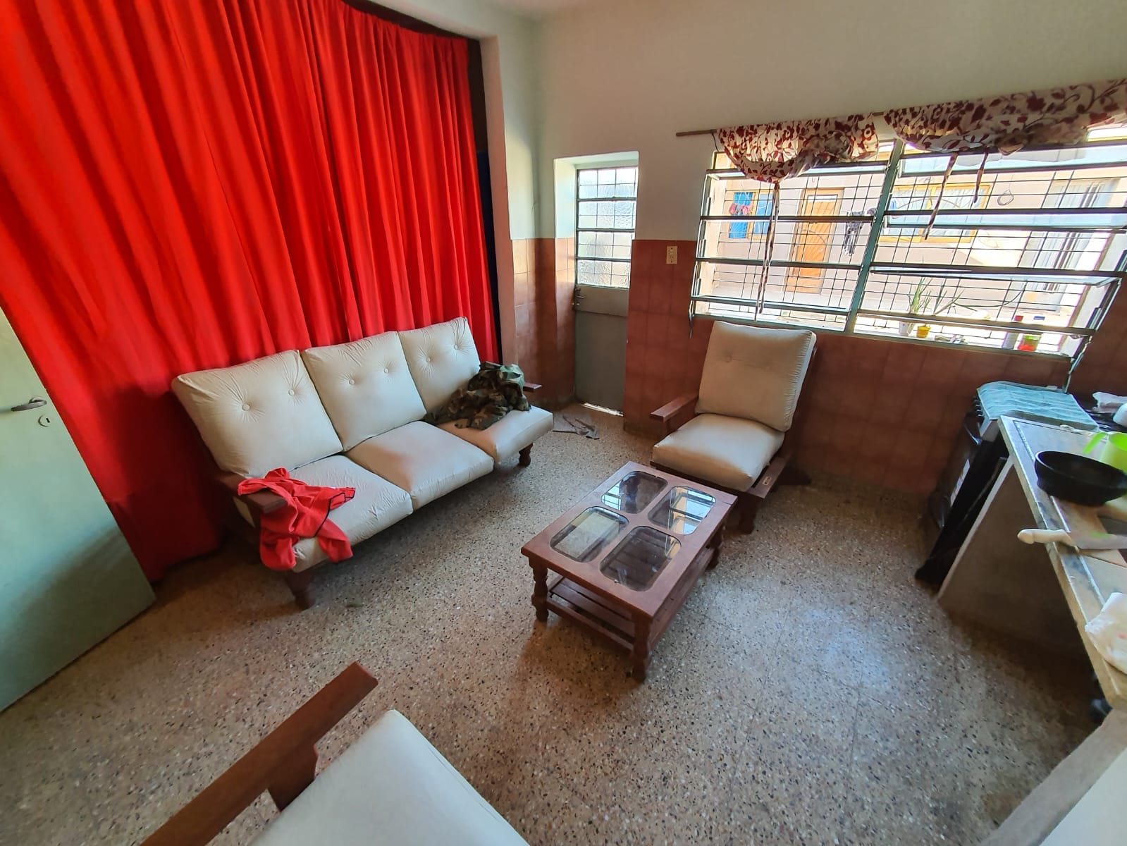 CASA MAS DEPARTAMENTO EN VENTA BARRIO MARIANO FRAGUEIRO