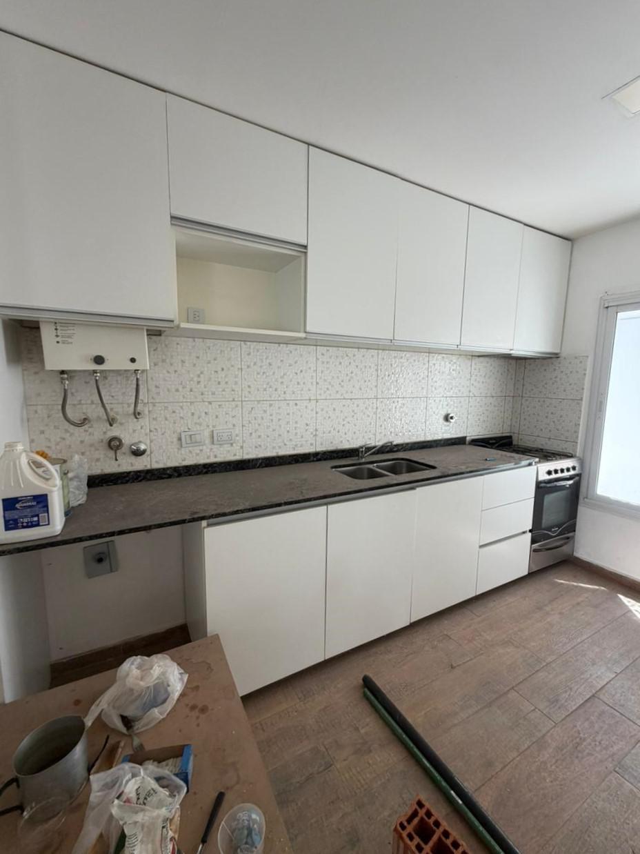 HERMOSO DEPTO 2 DORM AV. PARRAVICINI B CENTRO AMERICA ¡SIN EXPENSAS!