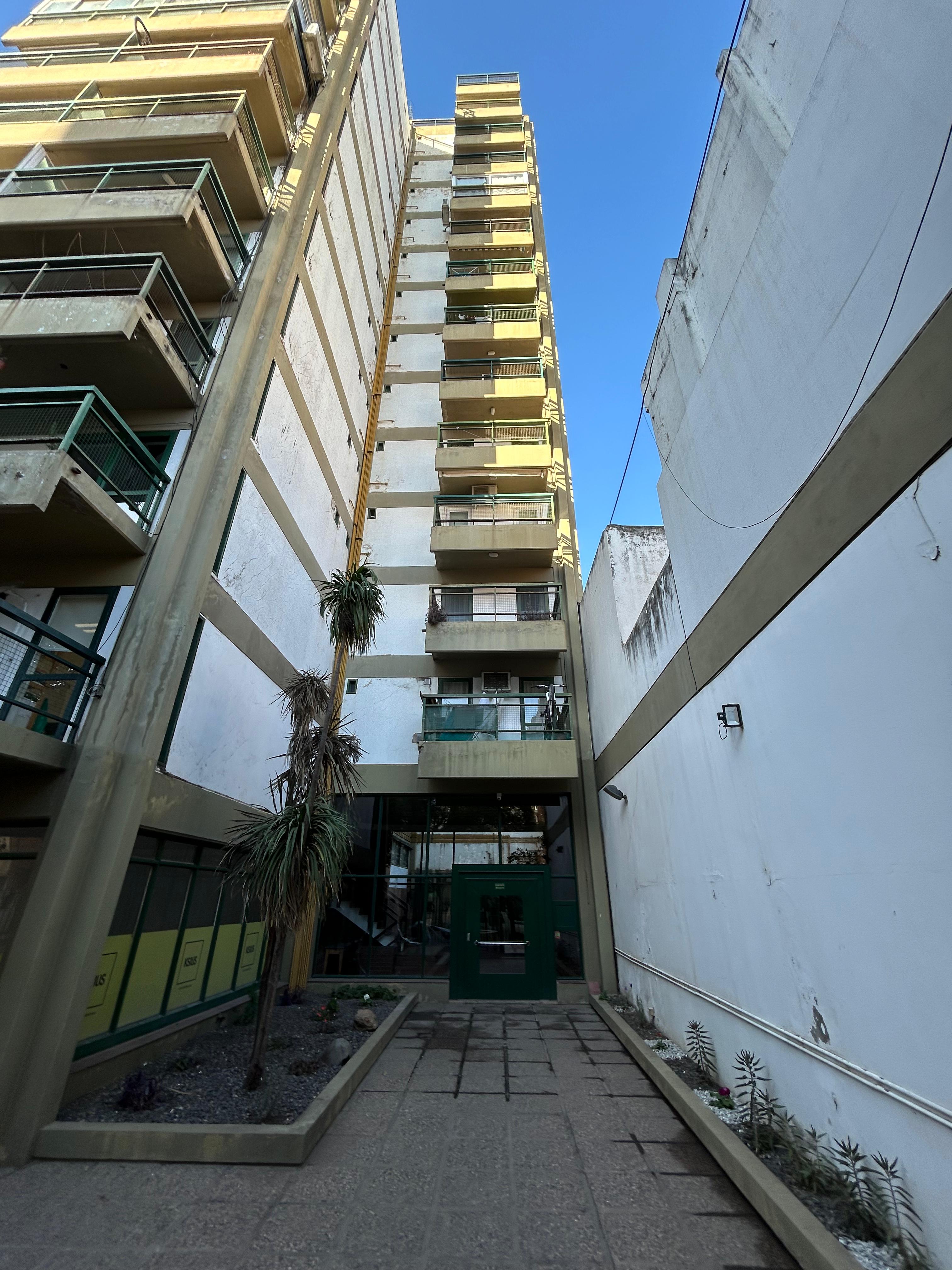 DEPTO 2 DORM A MTS DE CIUDAD UNIVERSITARIA IDEAL ESTUDIANTES O INVERSIONISTAS