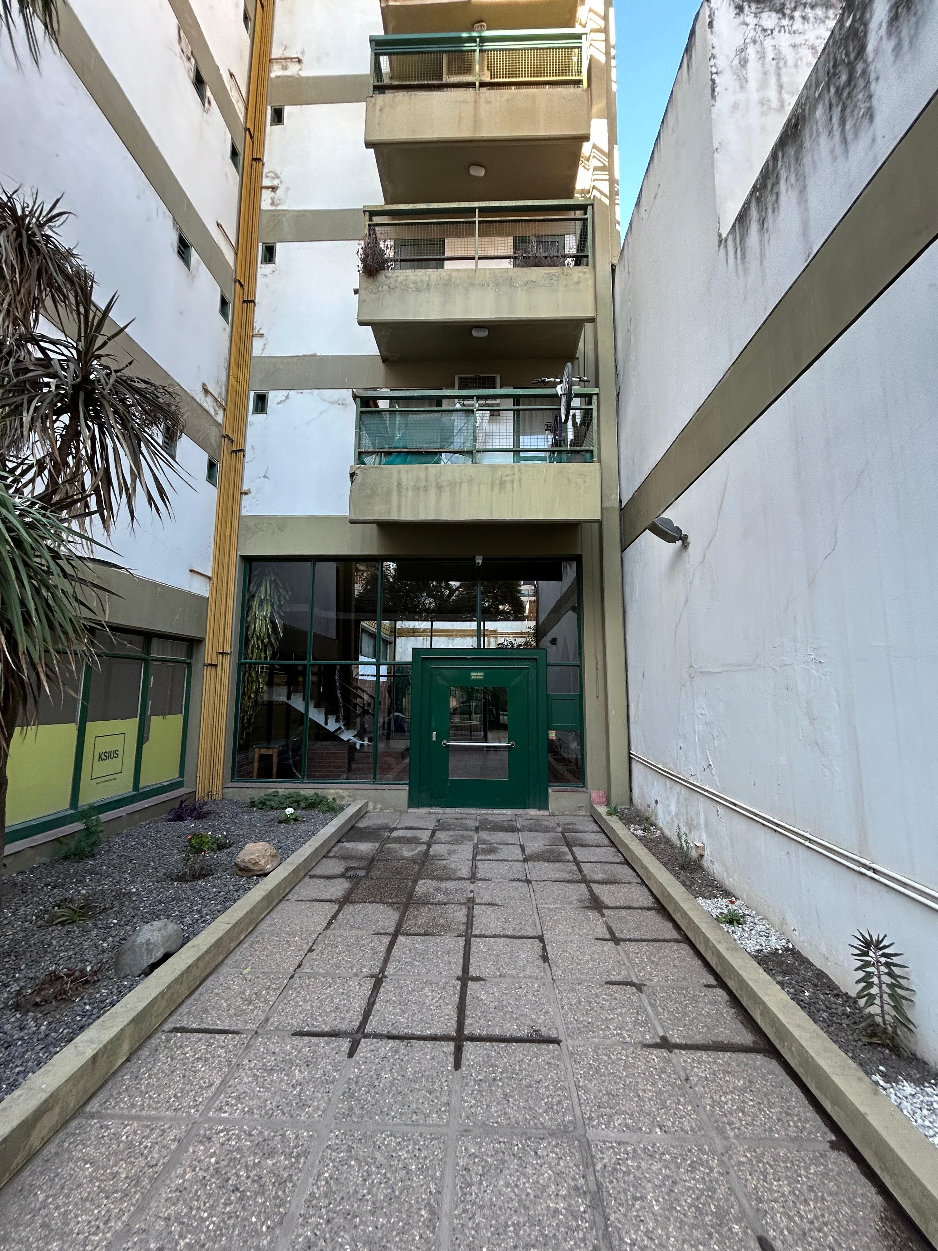 DEPTO 2 DORM A MTS DE CIUDAD UNIVERSITARIA IDEAL ESTUDIANTES O INVERSIONISTAS