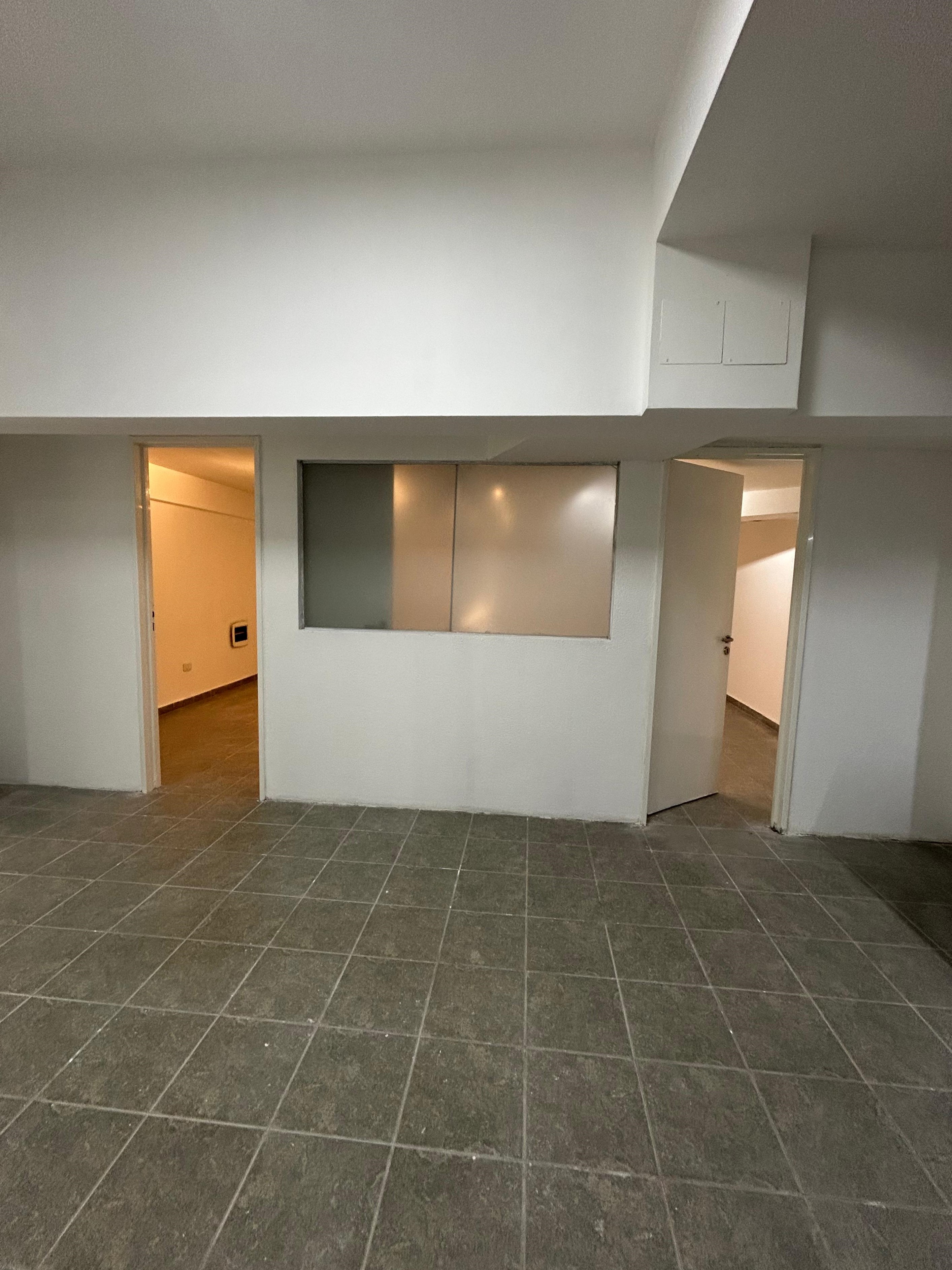 ALQUILO OFICINA EN NUEVA CÓRDOBA - BUENOS AIRES 479