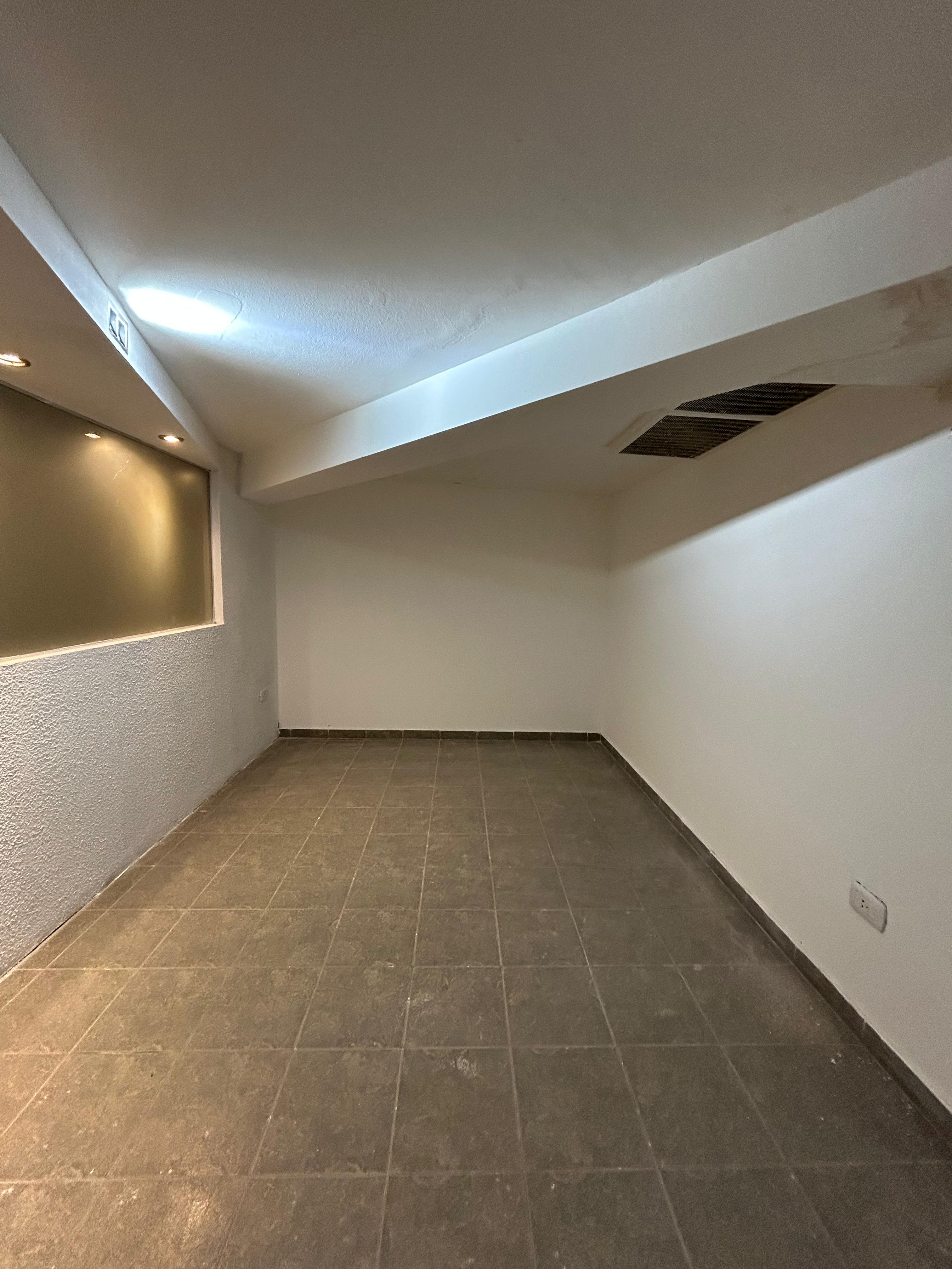 ALQUILO OFICINA EN NUEVA CÓRDOBA - BUENOS AIRES 479