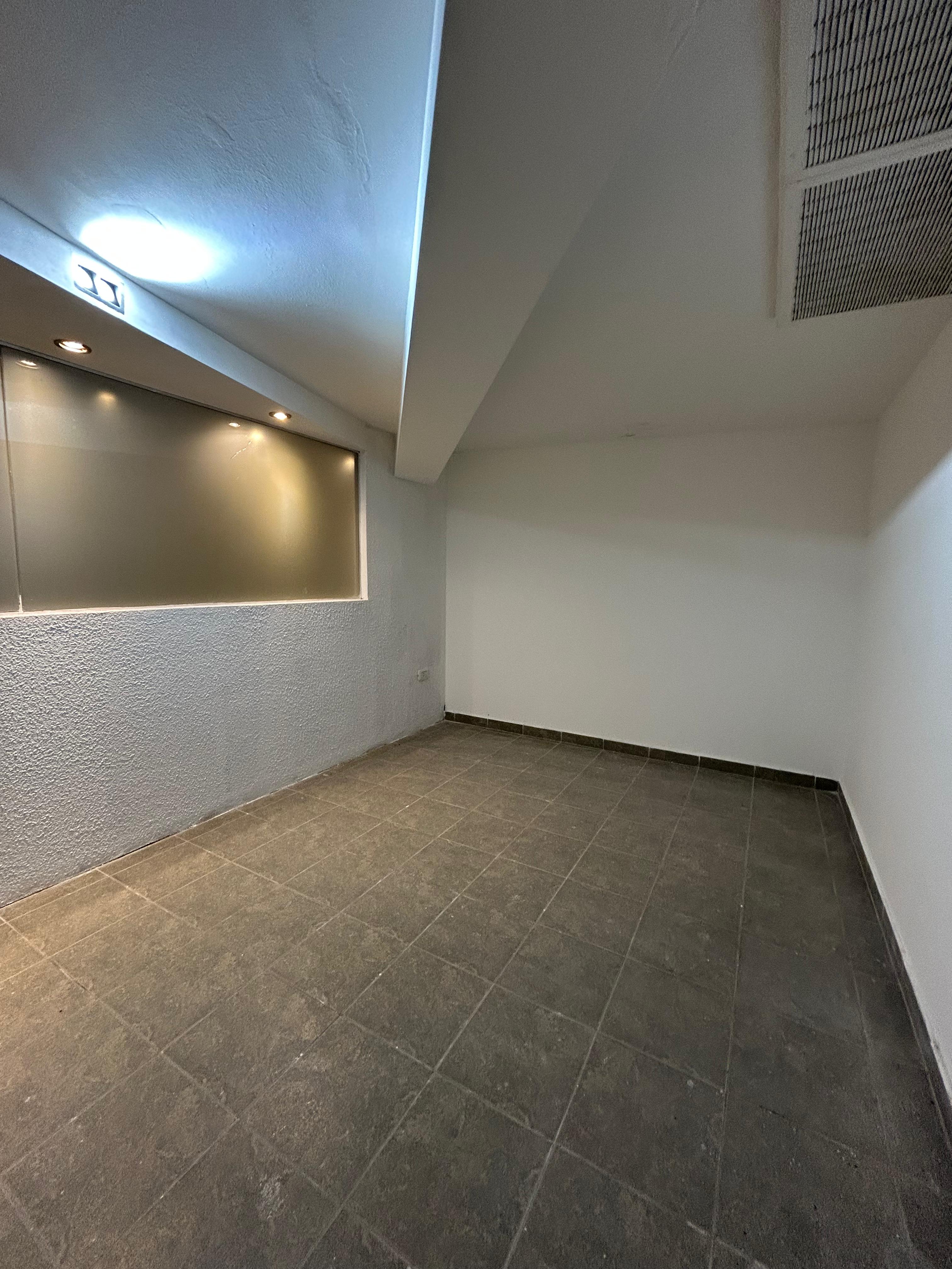 ALQUILO OFICINA EN NUEVA CÓRDOBA - BUENOS AIRES 479