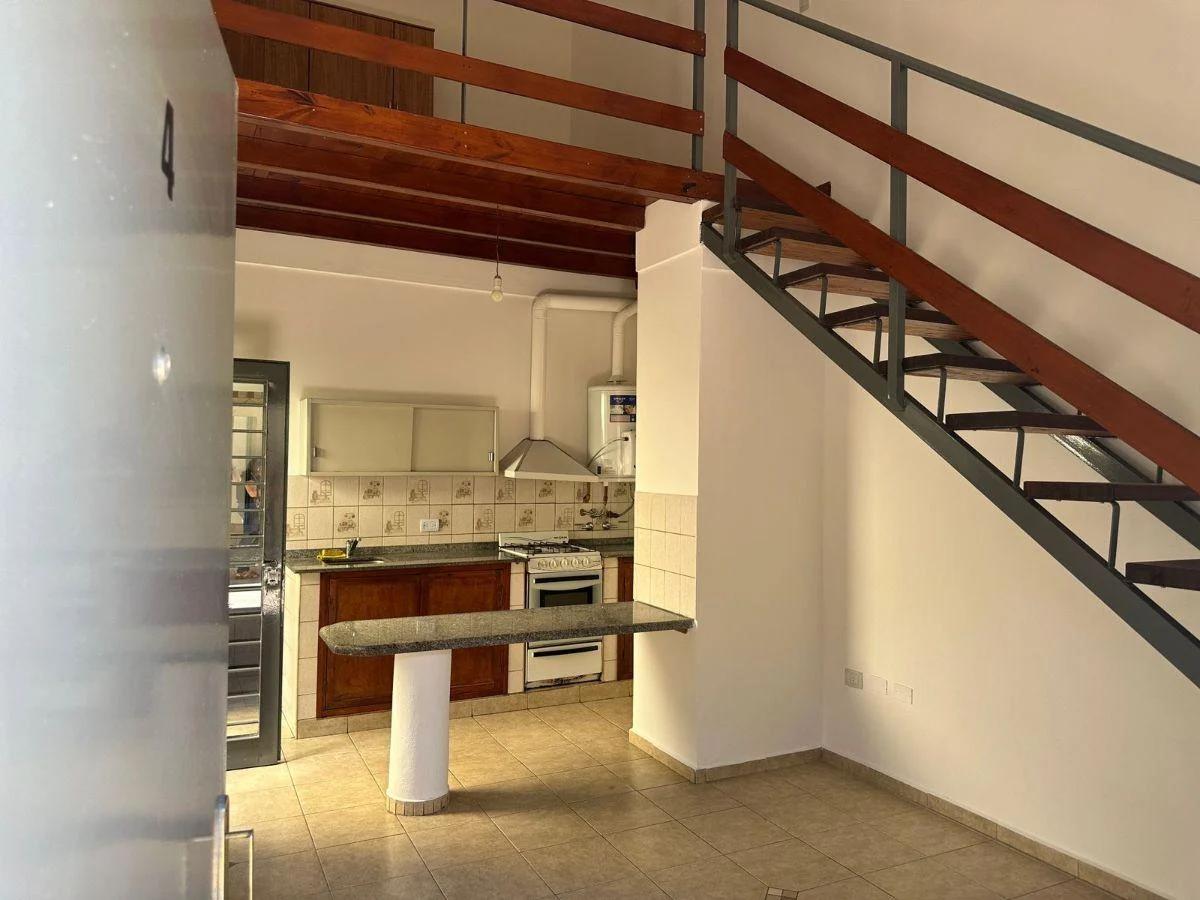 EXCELENTE LOFT EN BARRIO COLON