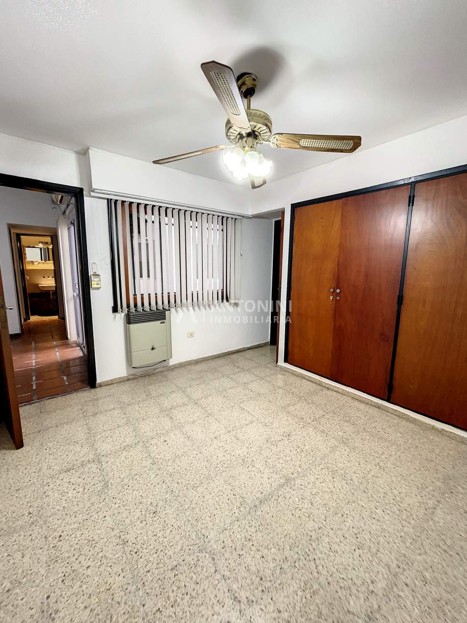 DUPLEX EN VENTA de 3 dormitorios en Cerro Chico