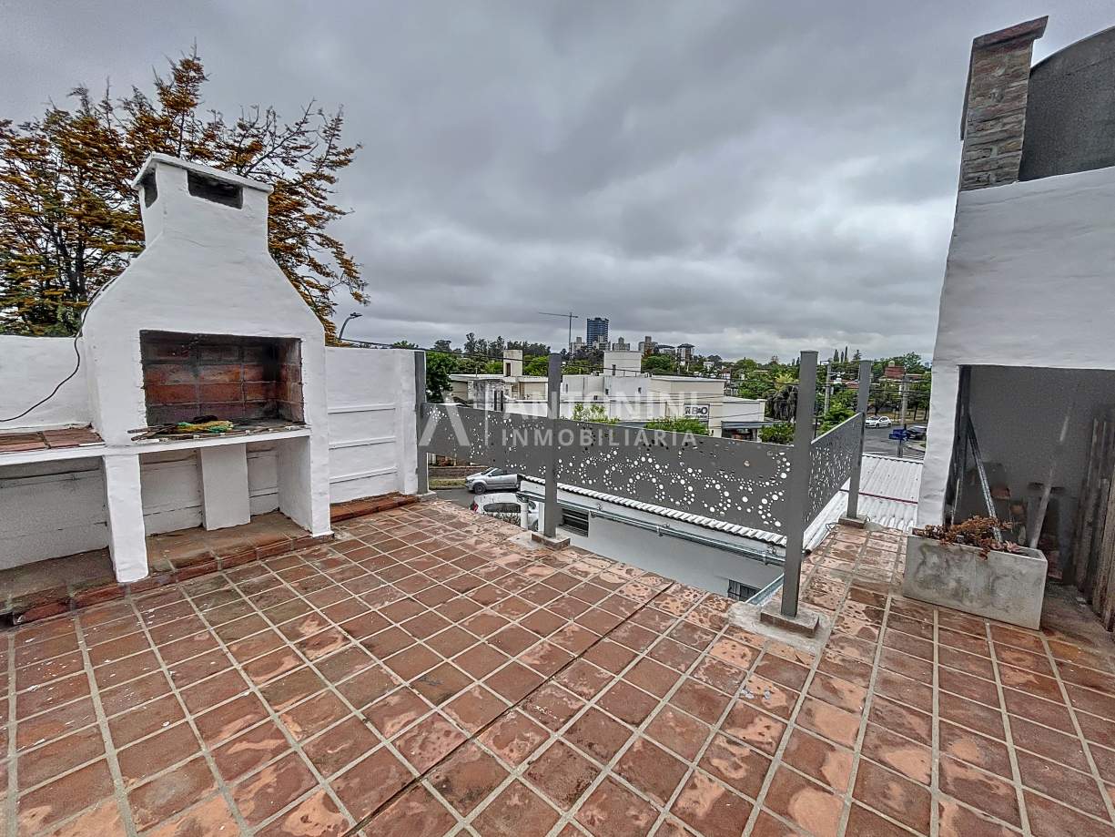 DUPLEX EN VENTA de 3 dormitorios en Cerro Chico