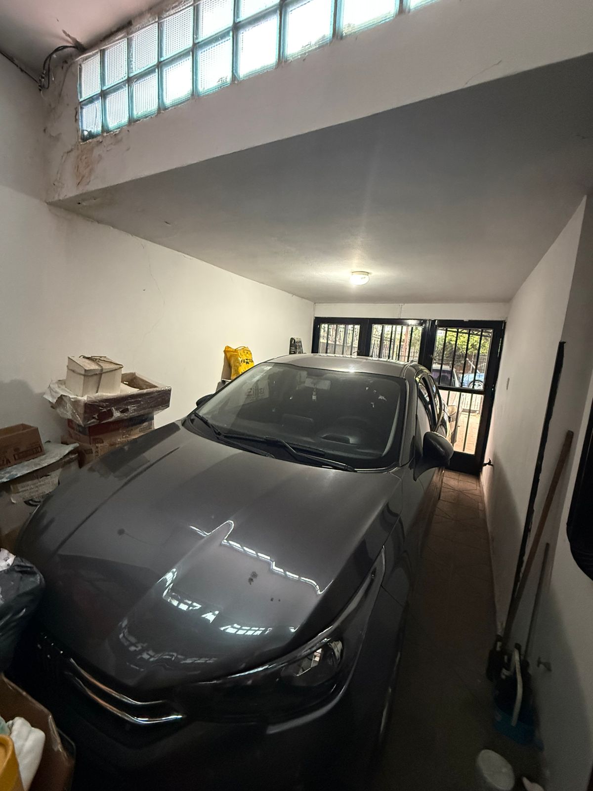 VENTA CASA 4 DORMITORIOS EN BARRIO MAIPU