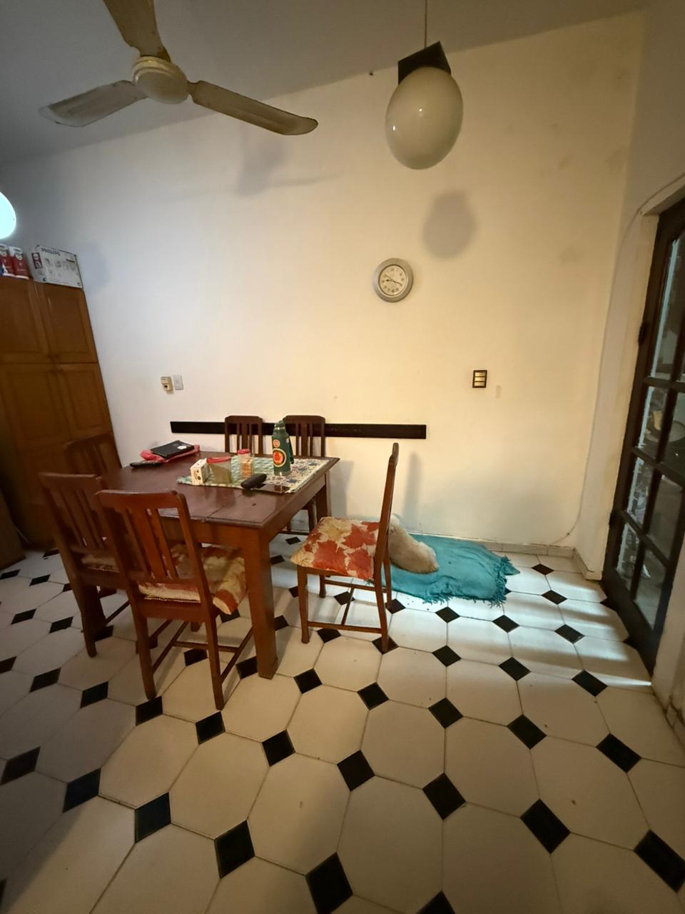 VENTA CASA 4 DORMITORIOS EN BARRIO MAIPU