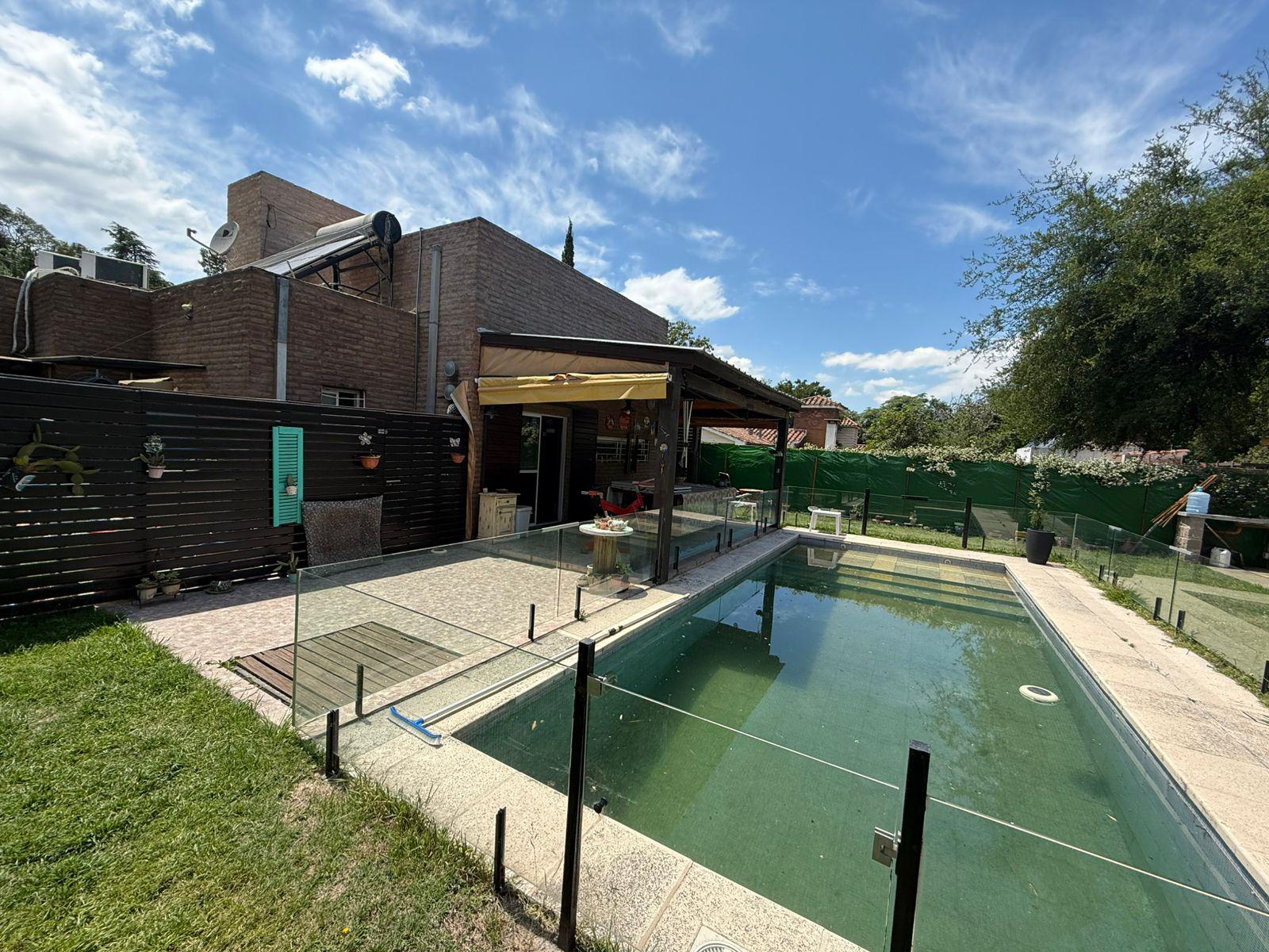 VENTA CASA 2 DORMITORIOS EN ÑU PORA RIO CEBALLOS