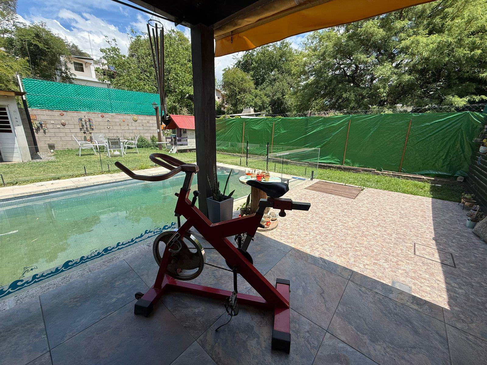 VENTA CASA 2 DORMITORIOS EN ÑU PORA RIO CEBALLOS