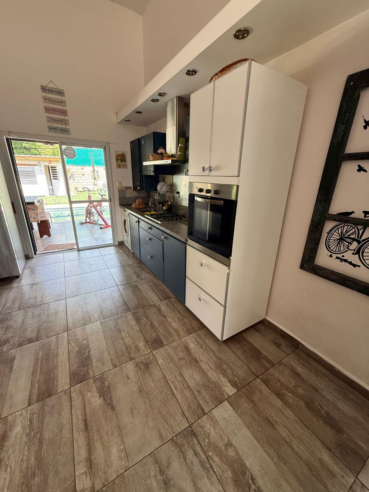 VENTA CASA 2 DORMITORIOS EN ÑU PORA RIO CEBALLOS