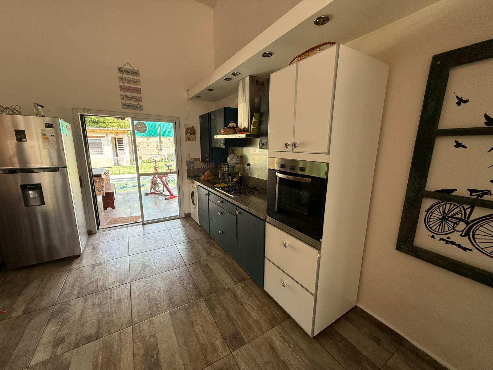 VENTA CASA 2 DORMITORIOS EN ÑU PORA RIO CEBALLOS