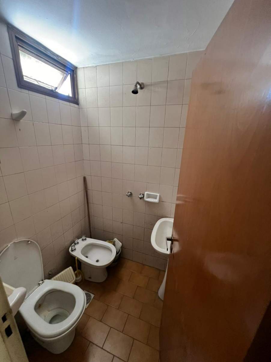 VENTA OFICINA CON COCHERA EN CENTRO EDIFICIO SIRIO LIBANES