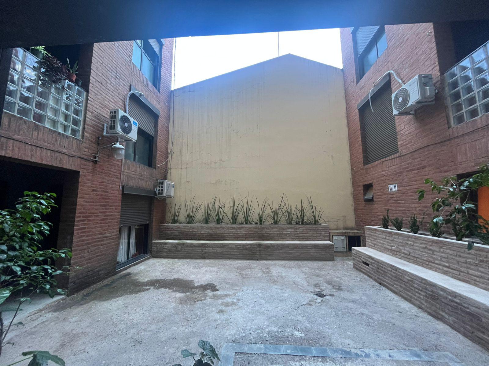 ALQUILO DPTO DOS DOR Y ESCRITORIO AMPLIA TERRAZA SE ACEPTA MASCOTA A METROS NUEVO CENTRO SHOPPING