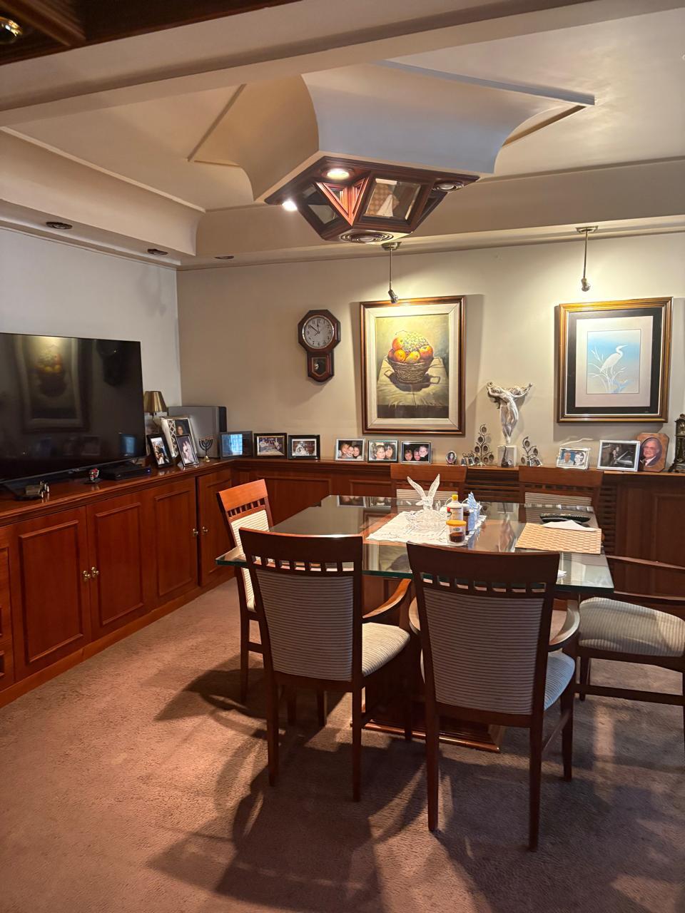 Se alquila casa en Barrio Cofico apta alquiler comercial