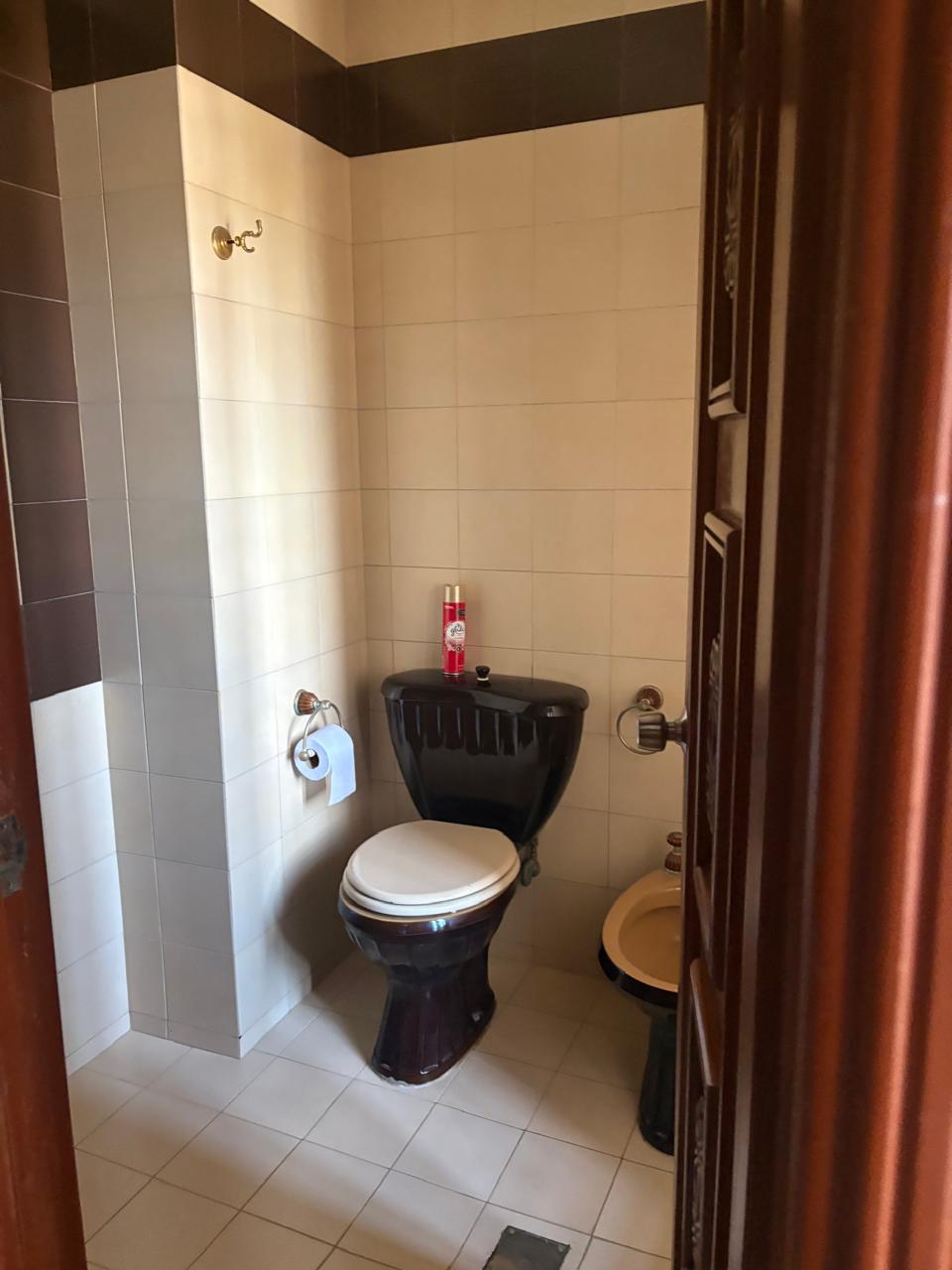 Se alquila casa en Barrio Cofico apta alquiler comercial