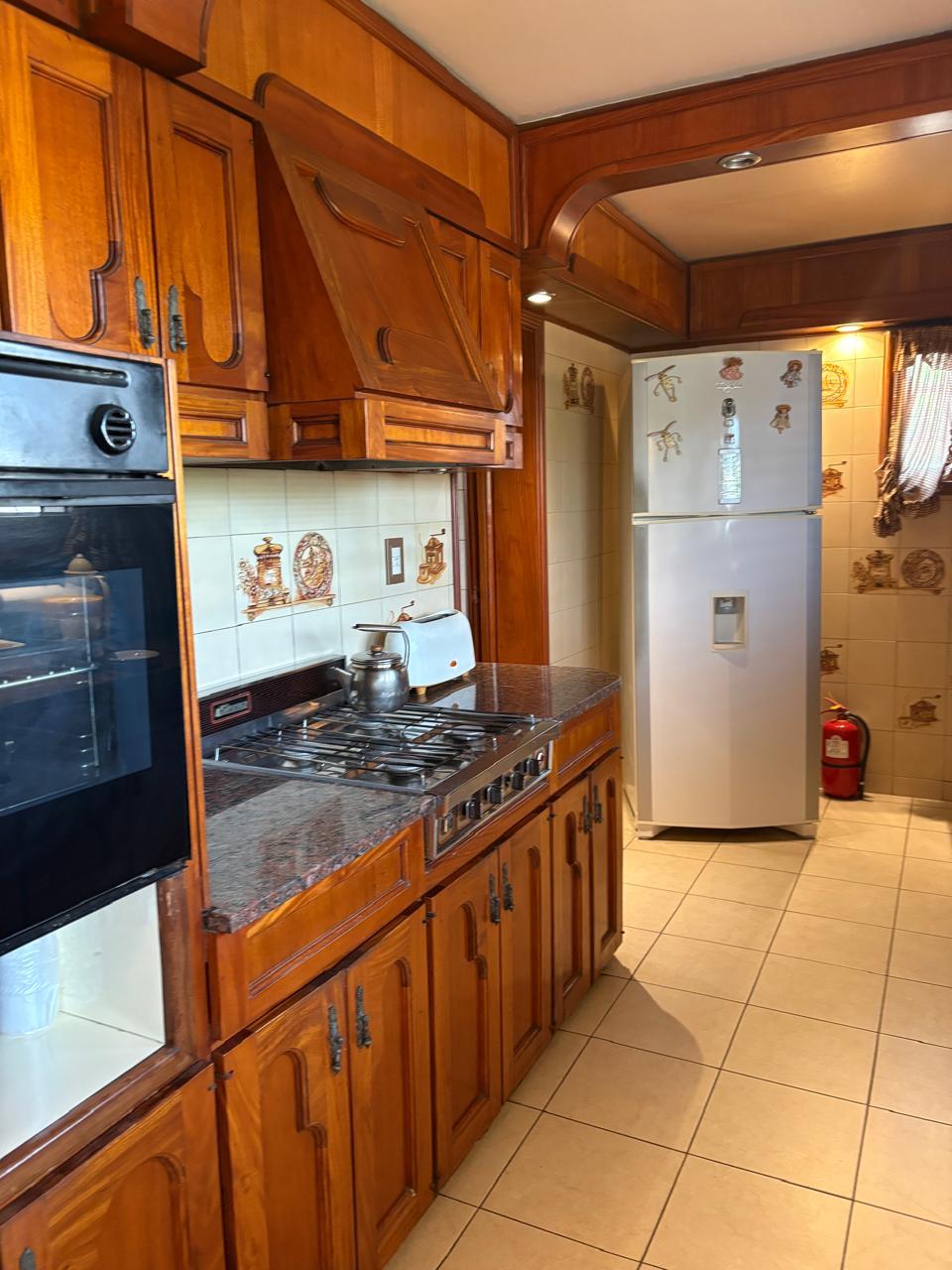 Se alquila casa en Barrio Cofico apta alquiler comercial