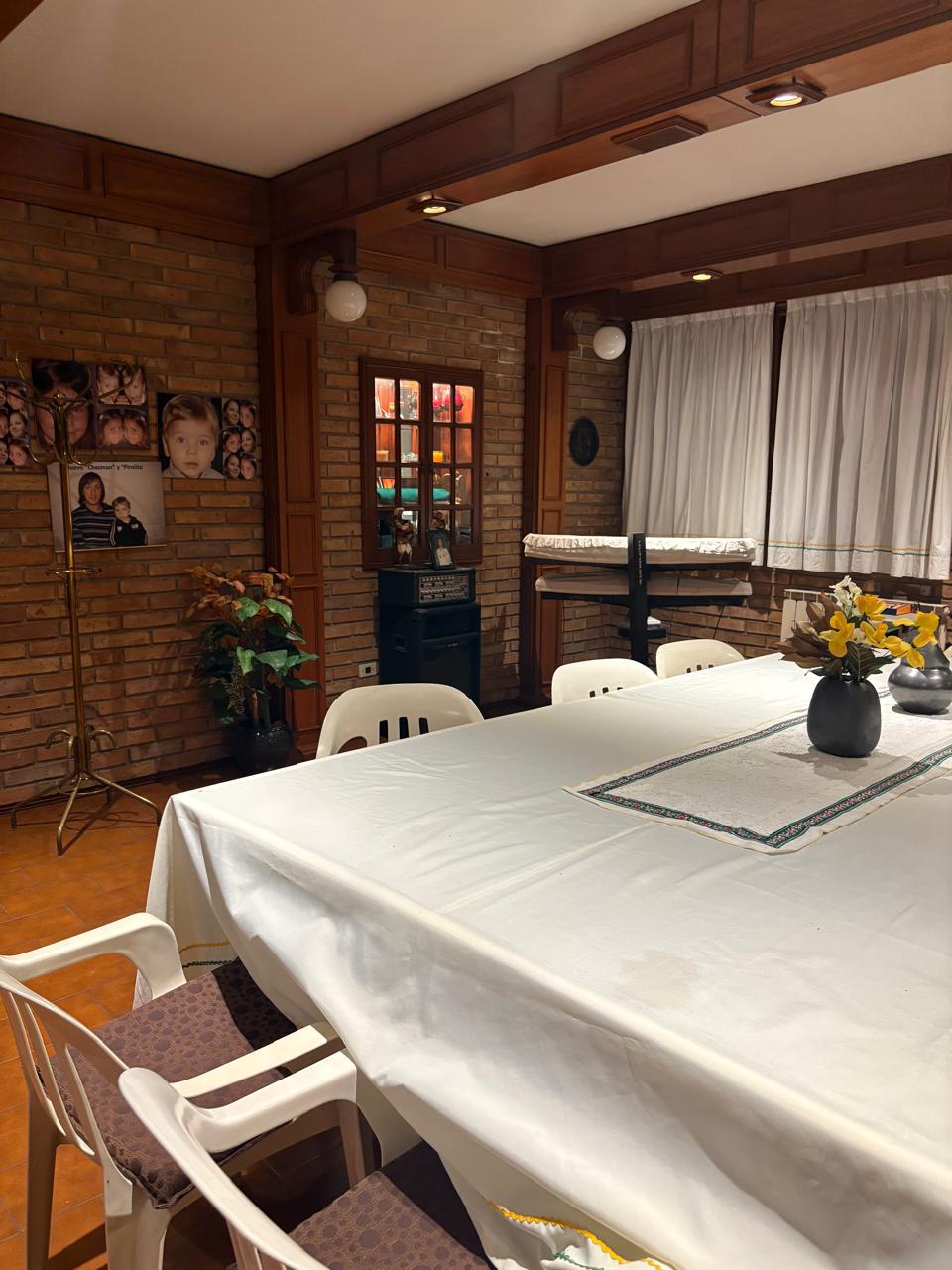 Se alquila casa en Barrio Cofico apta alquiler comercial