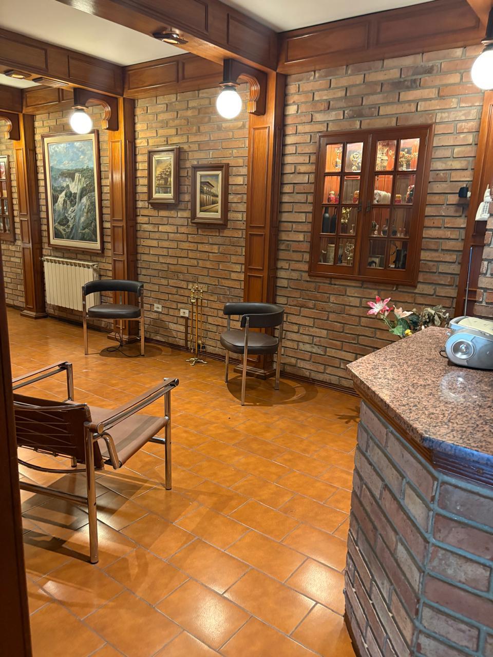 Se alquila casa en Barrio Cofico apta alquiler comercial