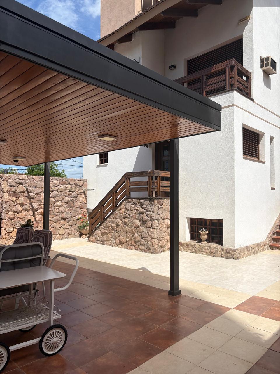 Se alquila casa en Barrio Cofico apta alquiler comercial