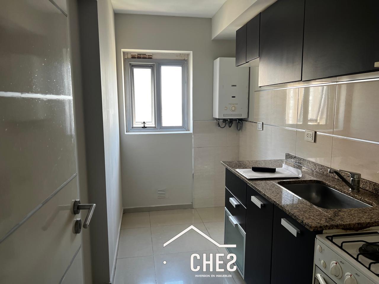 Departamento en Alquiler en Altos de Villa sol de 1 dorm cocina separada pileta y seguridad 24 hs