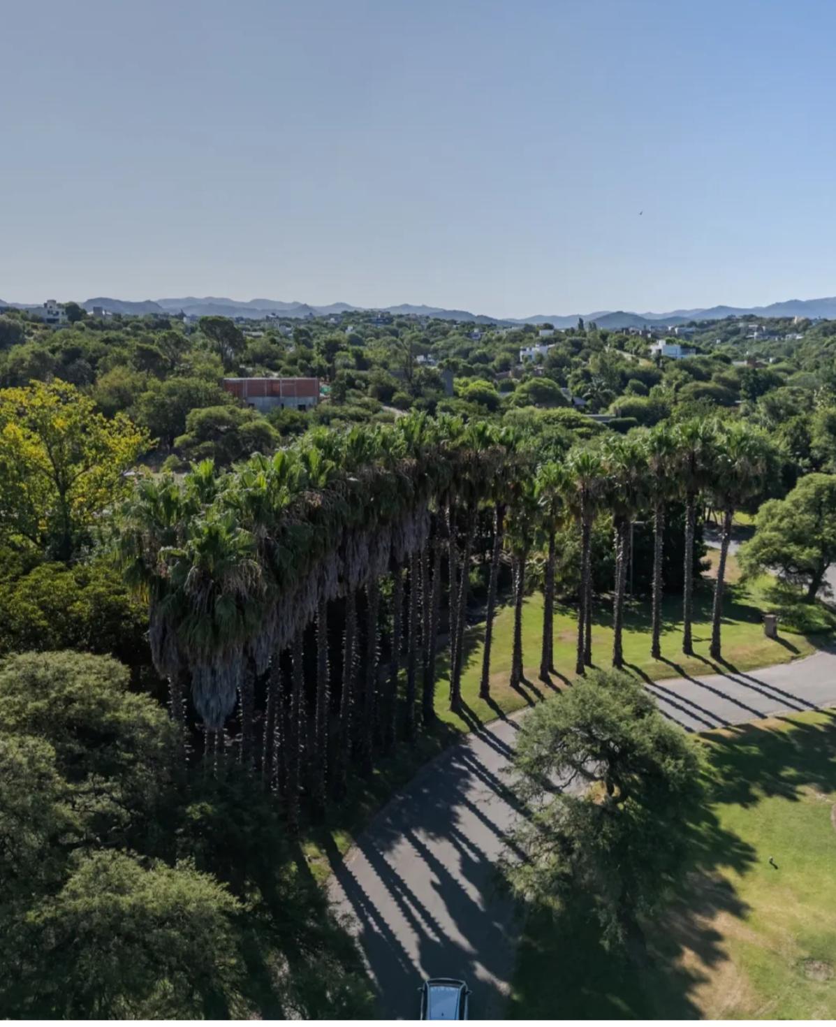 Q2 MENDIOLAZA BARRIO CERRADO VENDO A ESTRENAR MODERNA CASA