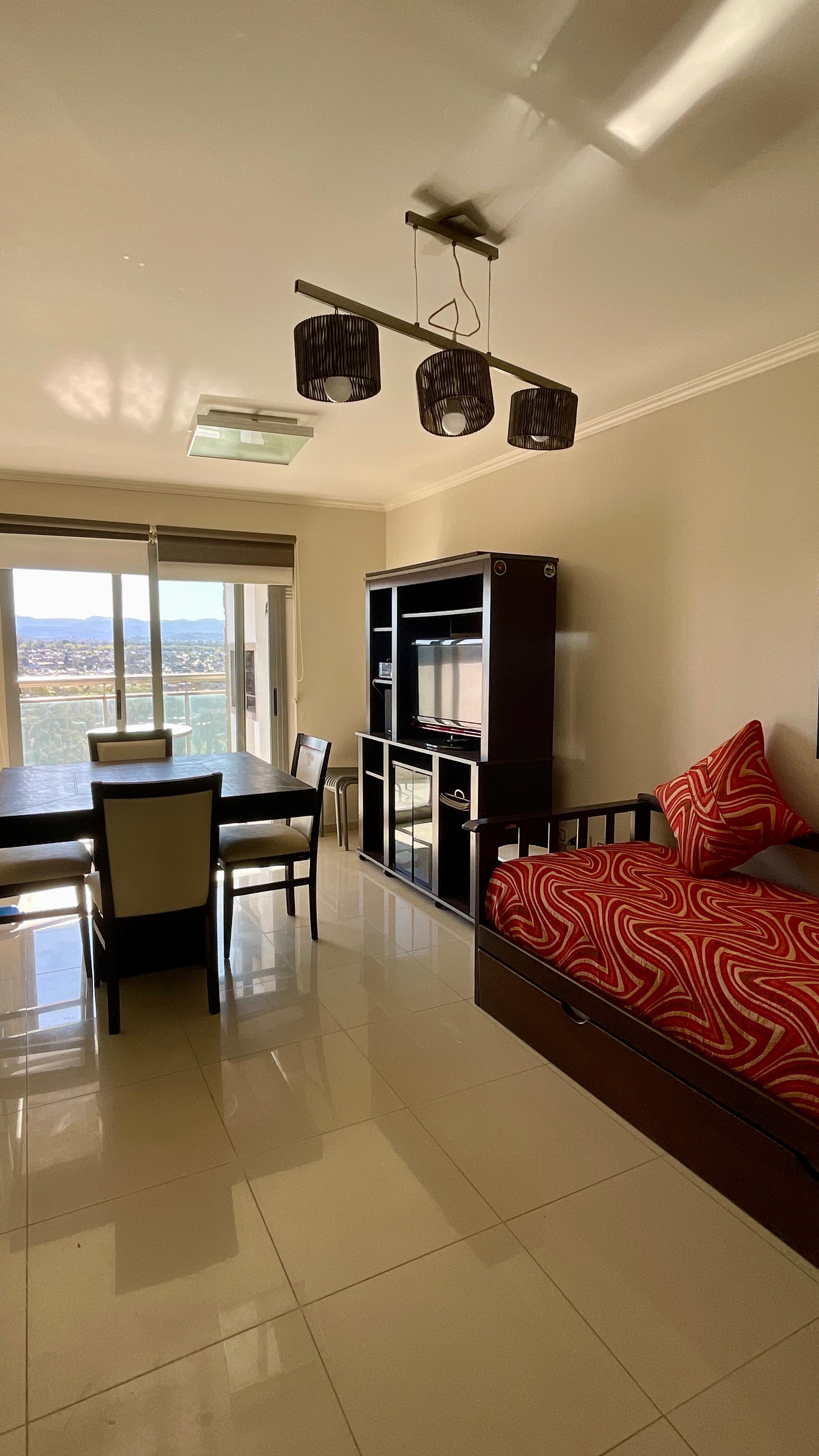 Alquiler Amoblado en Alto Villasol Dpto de 1 Dormitorio