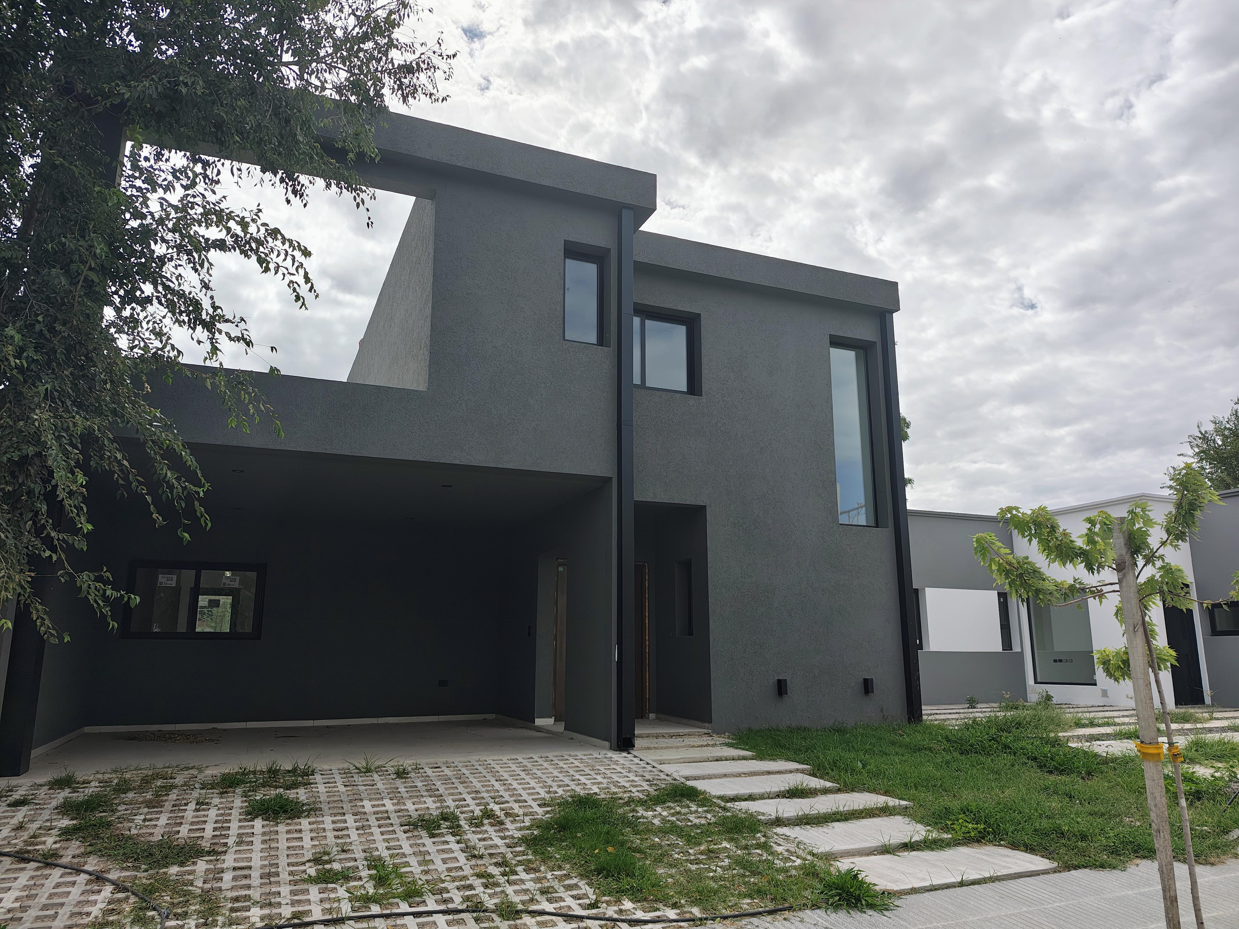 NUEVO MALAGUEÑO BARRIO CERRADO A ESTRENAR OPORTUNIDAD