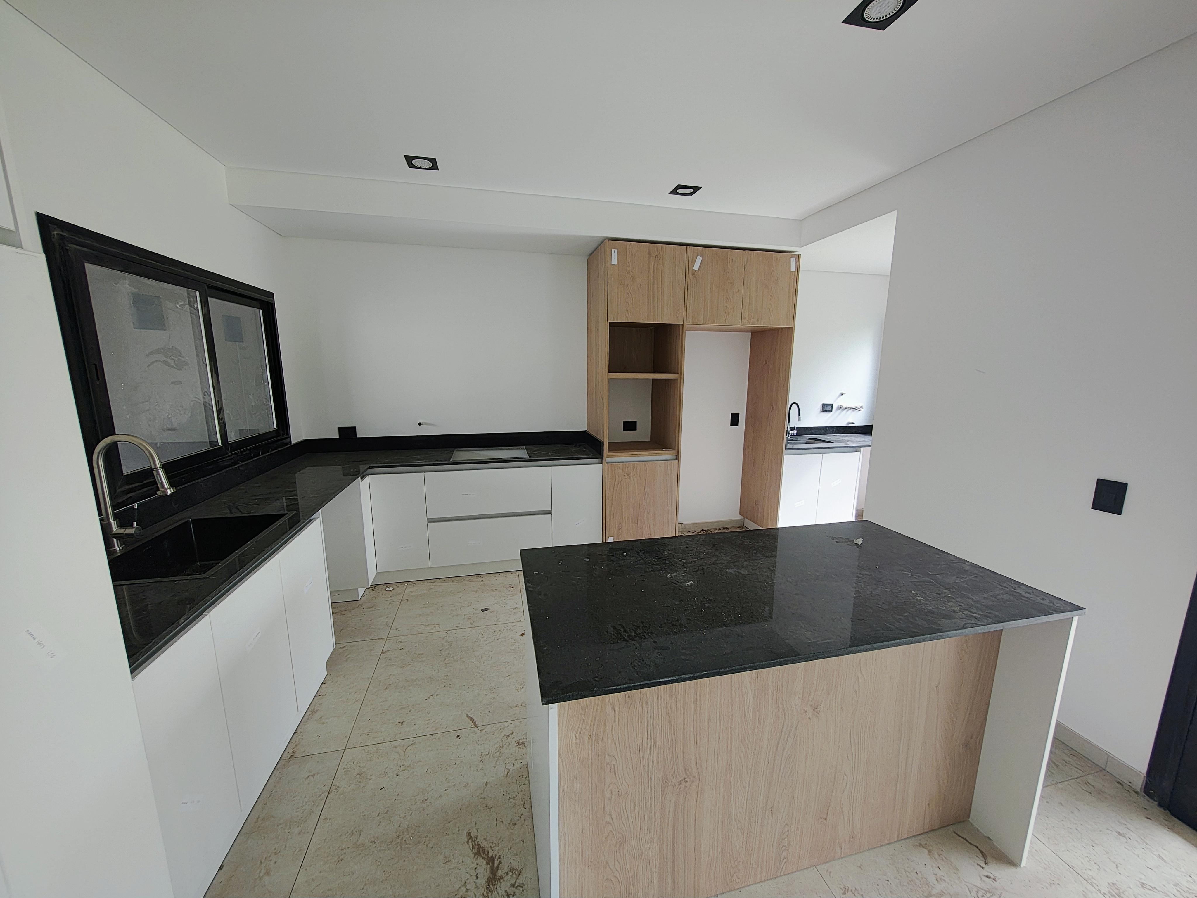 NUEVO MALAGUEÑO BARRIO CERRADO A ESTRENAR OPORTUNIDAD