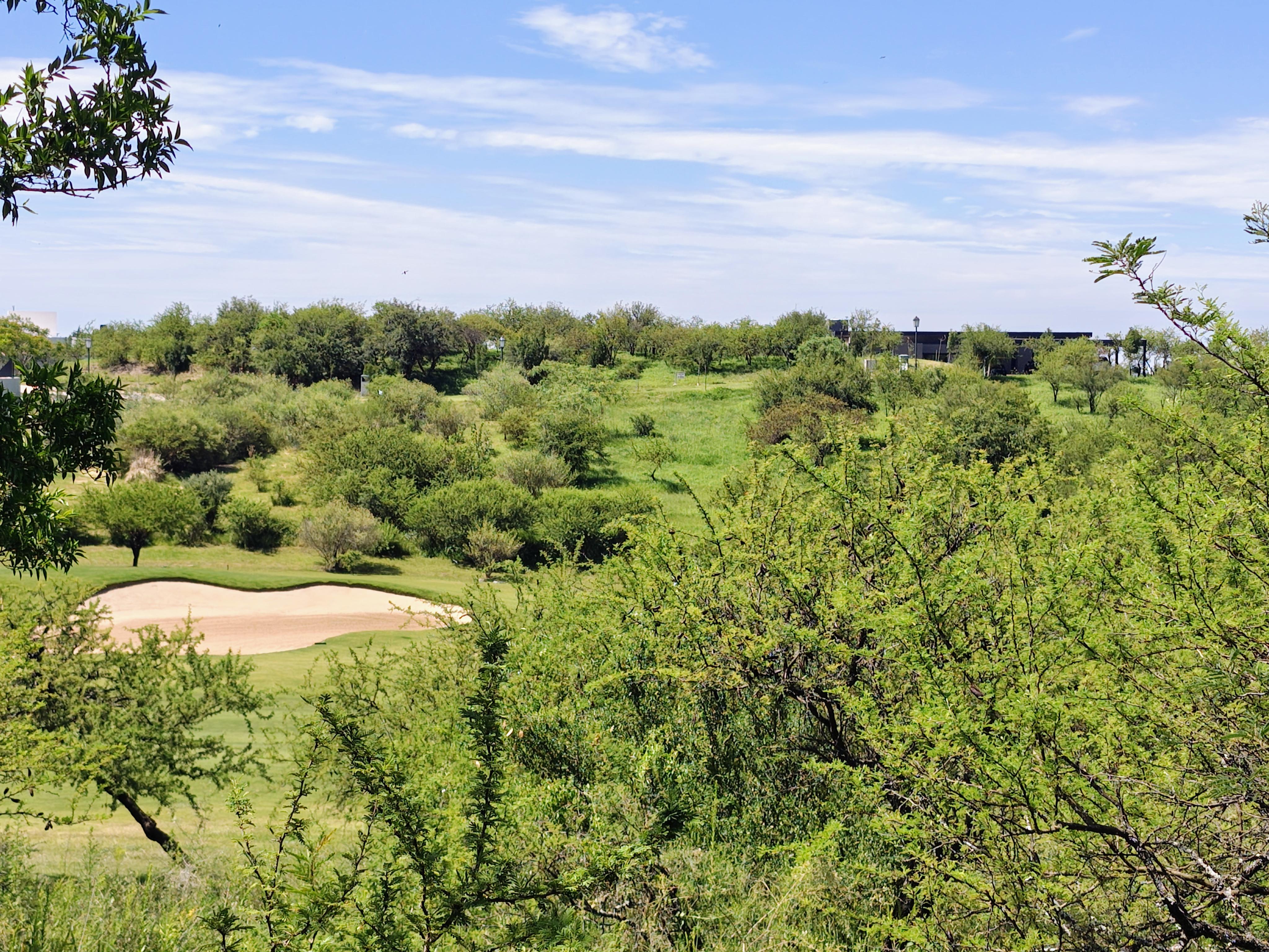 ESTANCIA EL TERRON COUNTRY VENDO EXCLUSIVO LOTE CON FONDO AL GOLF