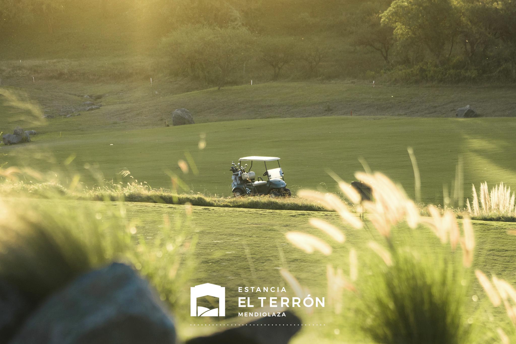 ESTANCIA EL TERRON COUNTRY VENDO EXCLUSIVO LOTE CON FONDO AL GOLF