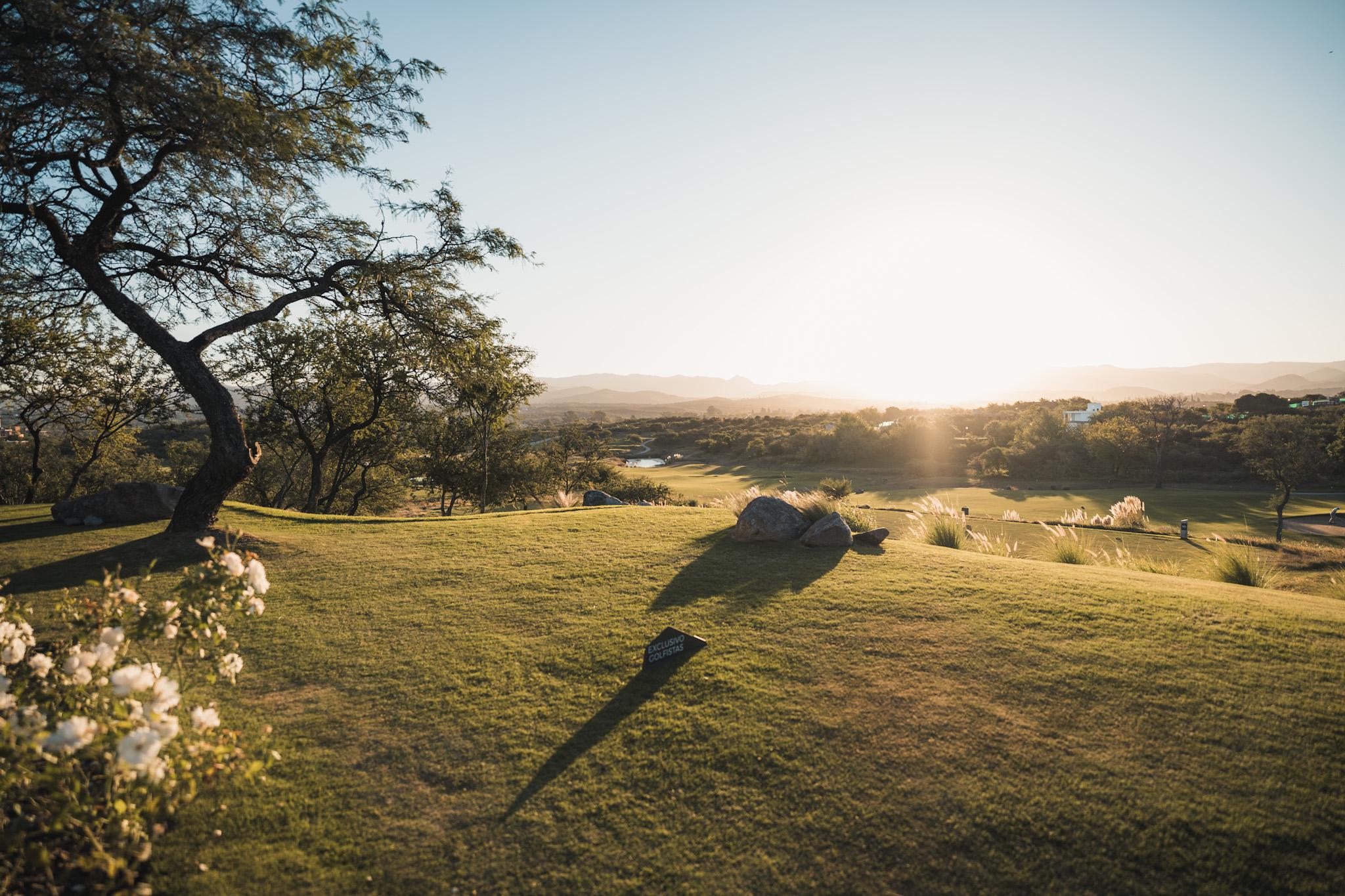 ESTANCIA EL TERRON COUNTRY VENDO EXCLUSIVO LOTE CON FONDO AL GOLF