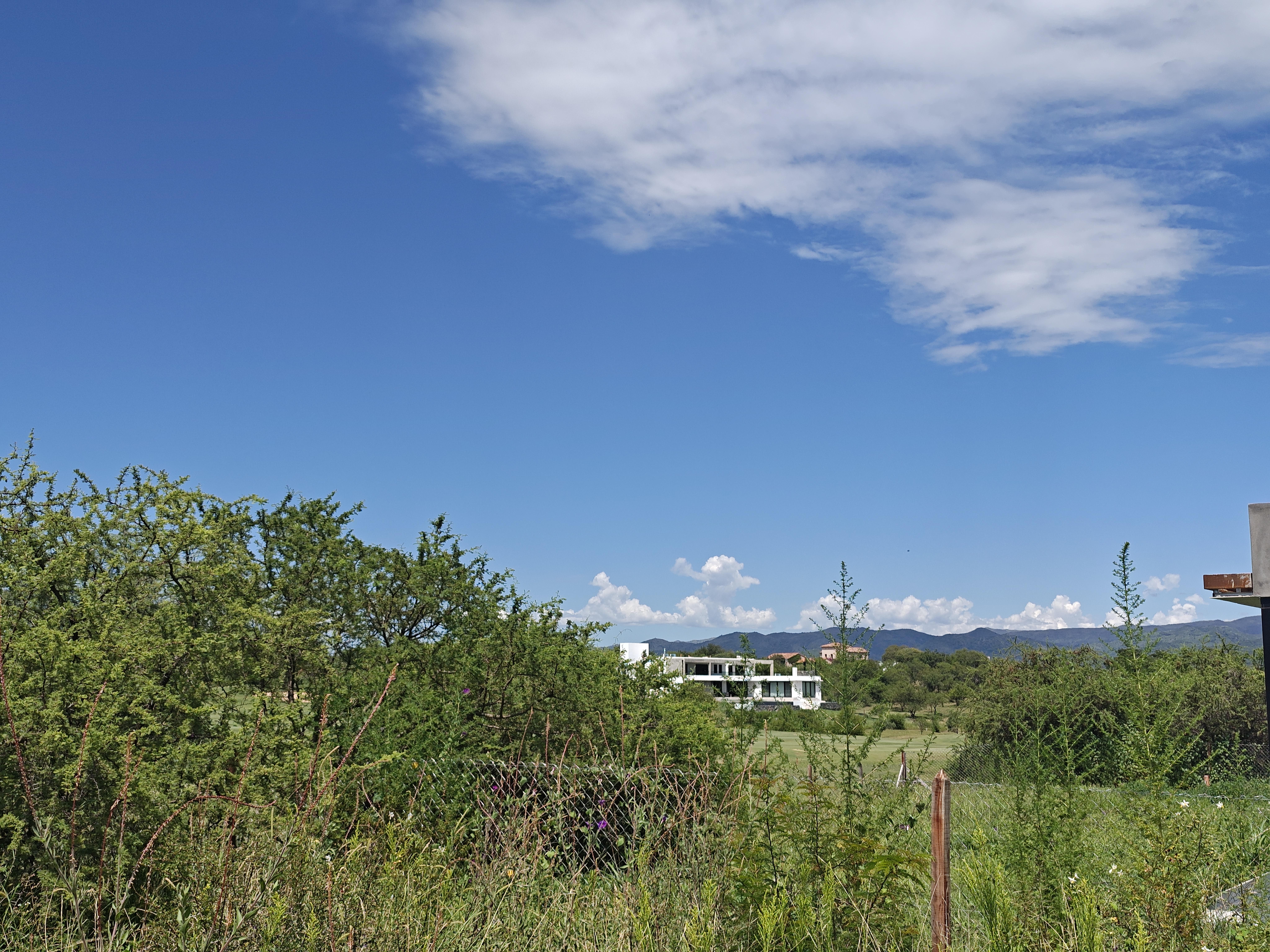 ESTANCIA EL TERRON COUNTRY VENDO EXCLUSIVO LOTE CON FONDO AL GOLF