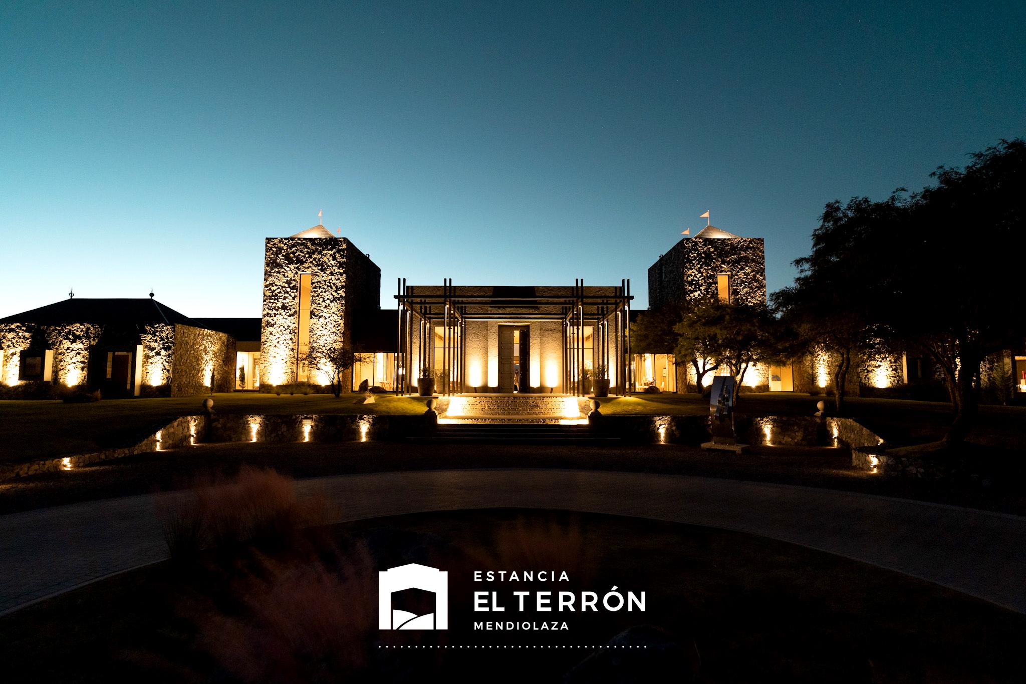 ESTANCIA EL TERRON COUNTRY VENDO EXCLUSIVO LOTE CON FONDO AL GOLF