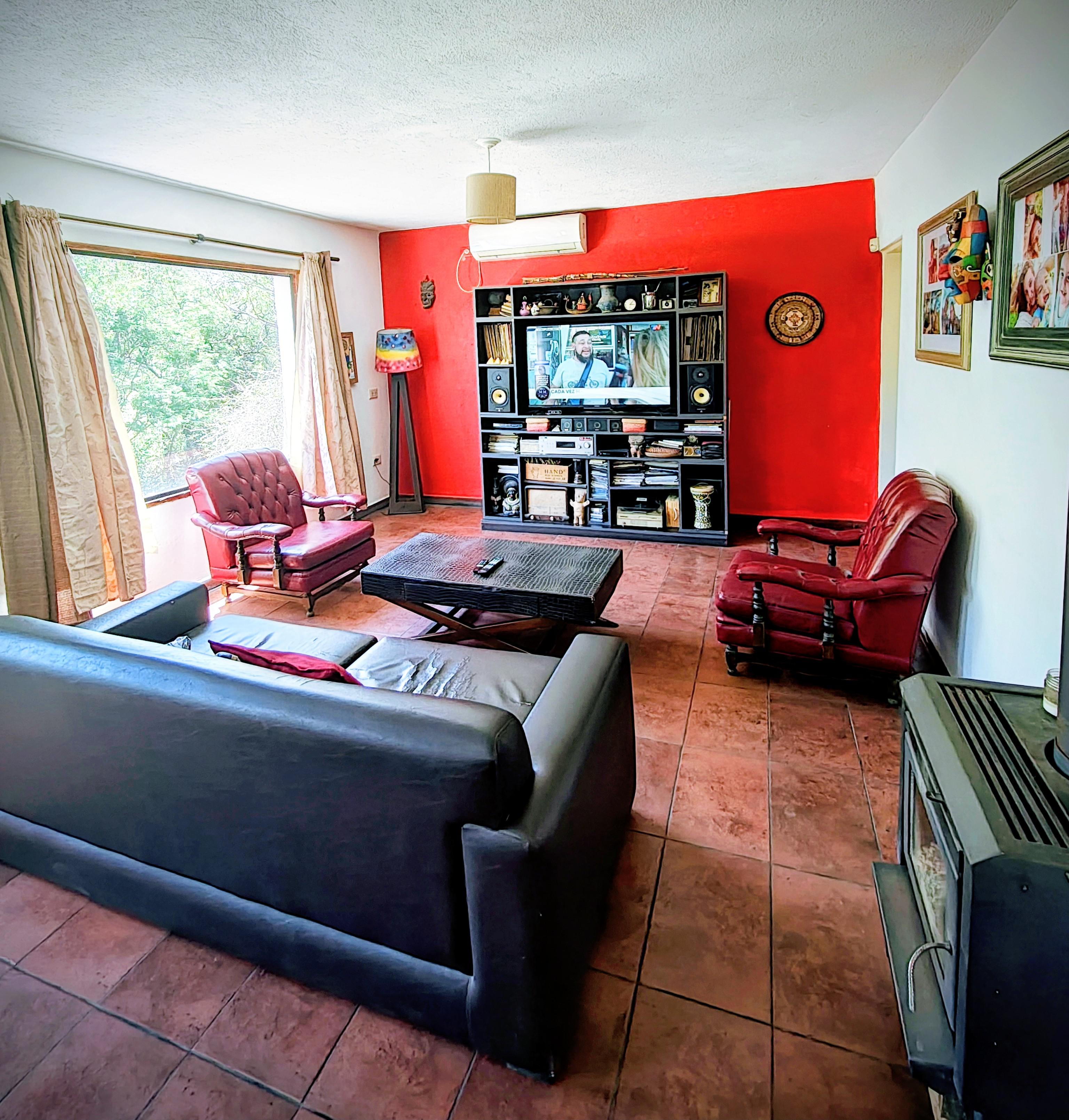 MENDIOLAZA OPORTUNIDAD EN BARRIO CERRADO VENDO MUY LINDA CASA